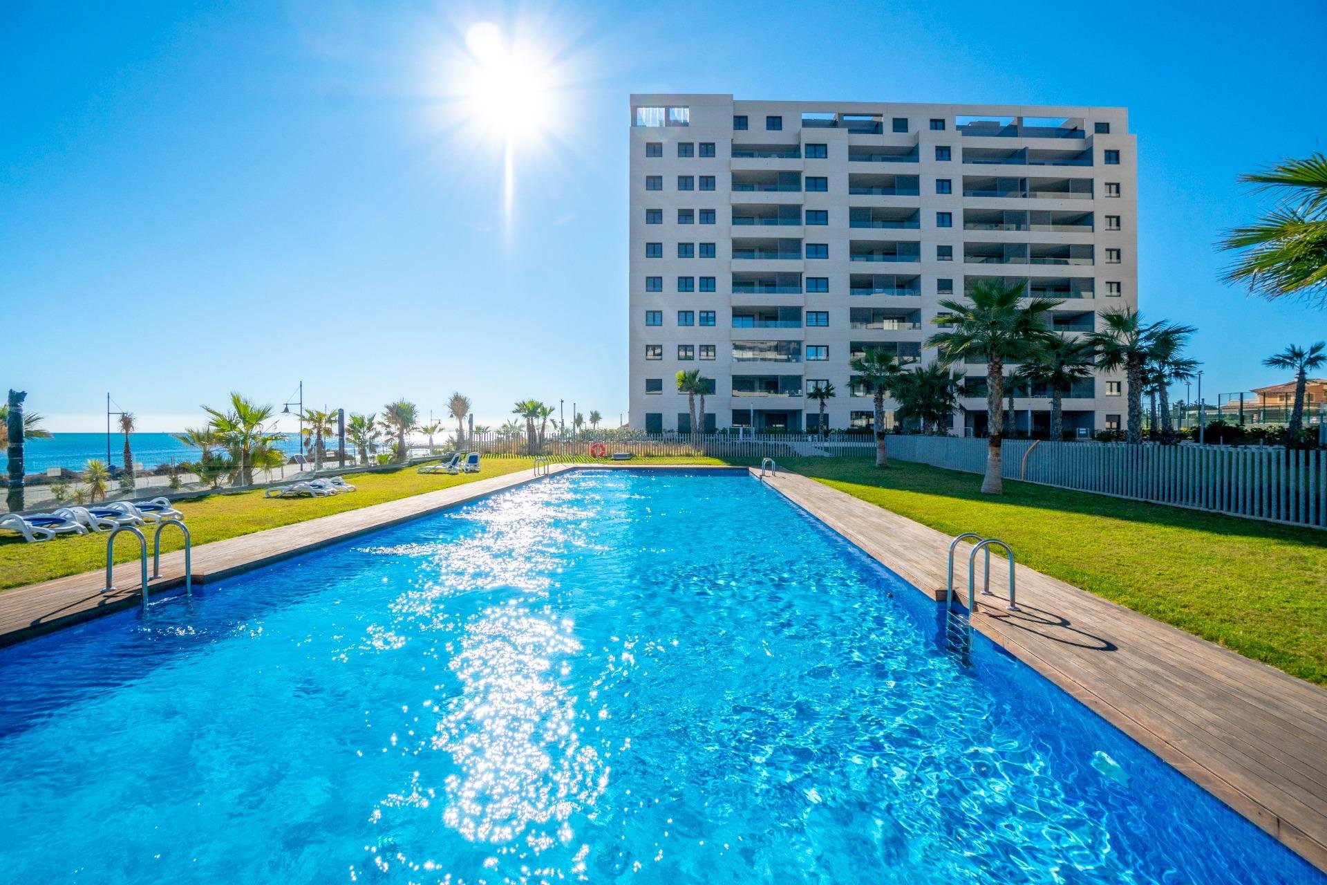 Penthouse à Torrevieja, Alicante, Espagne 3 chambres, 139 m2 No. 165912