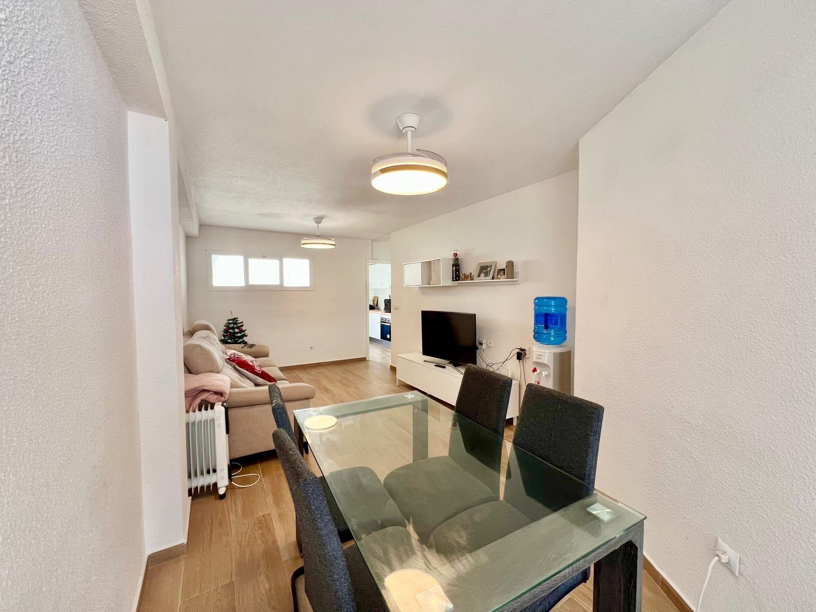 Penthouse in Torrevieja, Alicante, Spain 2 bedrooms, 80 sq.m. No. 165918