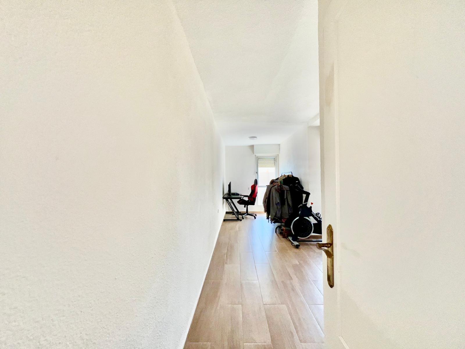 Penthouse in Torrevieja, Alicante, Spain 2 bedrooms, 80 sq.m. No. 165918