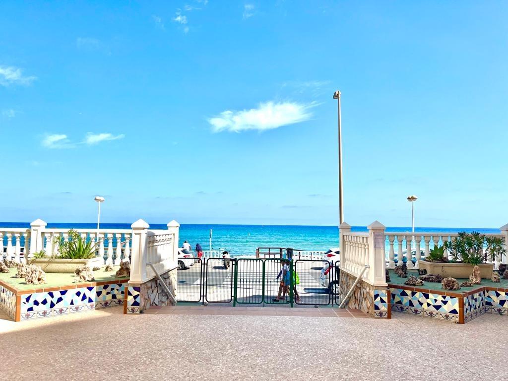Penthouse in Torrevieja, Alicante, Spain 2 bedrooms, 80 sq.m. No. 165918