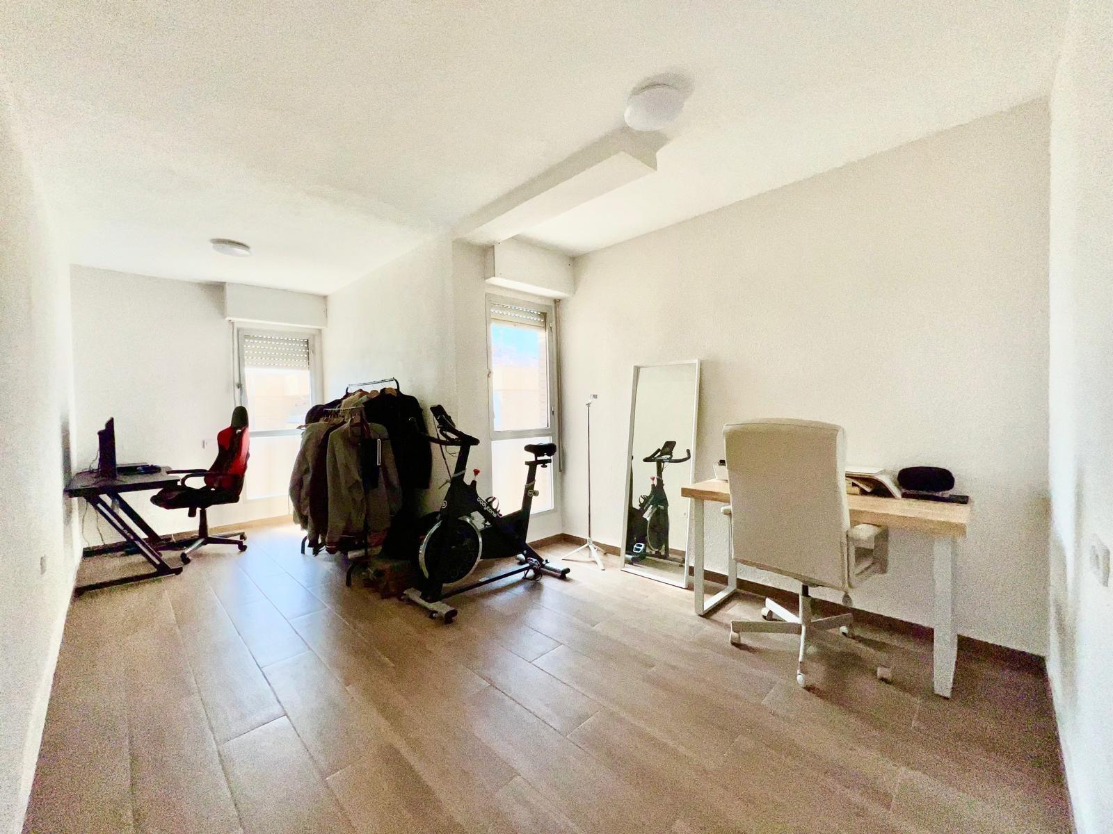 Penthouse in Torrevieja, Alicante, Spain 2 bedrooms, 80 sq.m. No. 165918