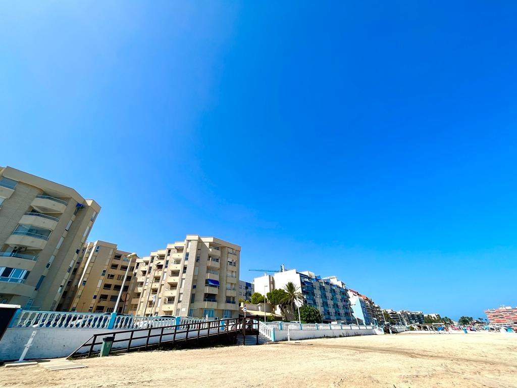 Penthouse in Torrevieja, Alicante, Spain 2 bedrooms, 80 sq.m. No. 165918