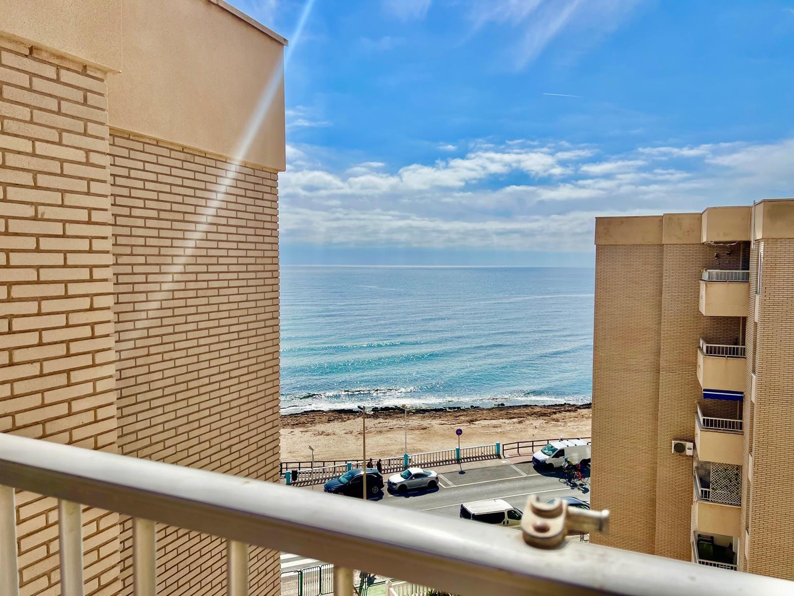 Penthouse in Torrevieja, Alicante, Spain 2 bedrooms, 80 sq.m. No. 165918