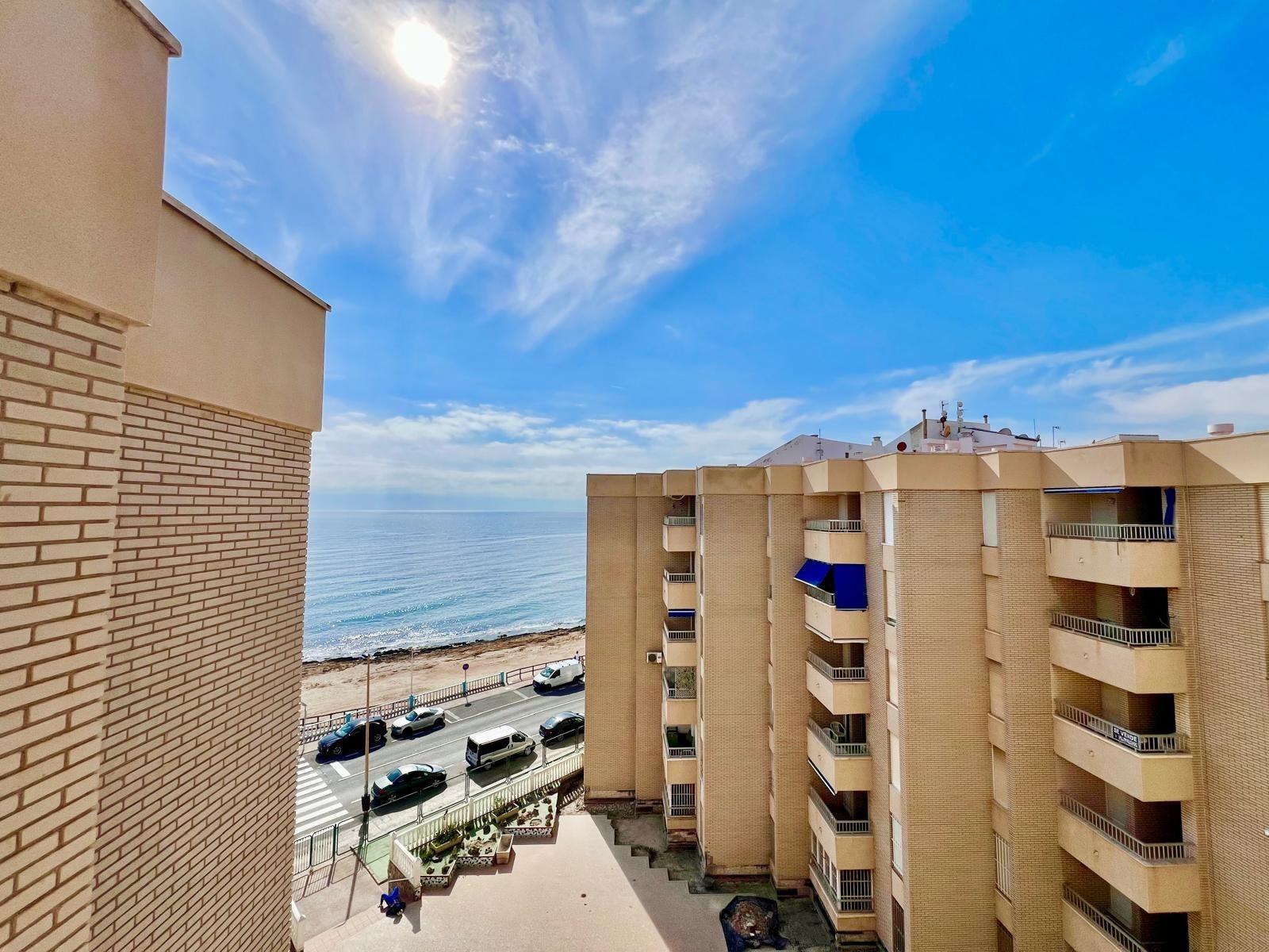 Penthouse in Torrevieja, Alicante, Spain 2 bedrooms, 80 sq.m. No. 165918