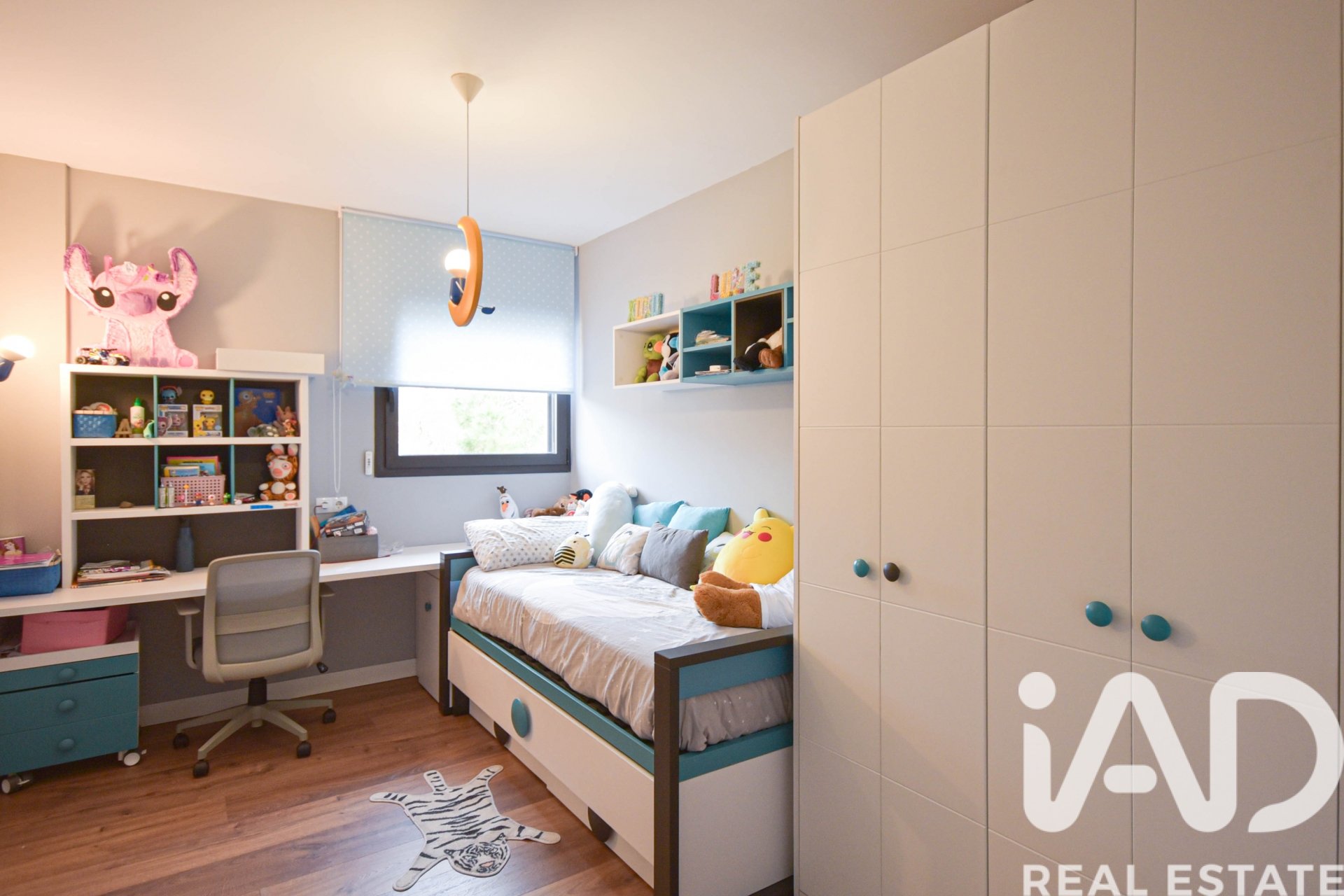 Villetta a schiera a Sant Pere de Ribes, Barcelona, Spagna 5 camere da letto, 371 mq. N° 152701