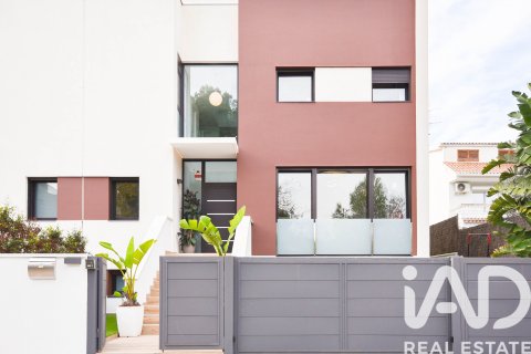 Kamienica w Sant Pere de Ribes, Barcelona, Hiszpania 5 sypialni, 371 mkw. nr 152701