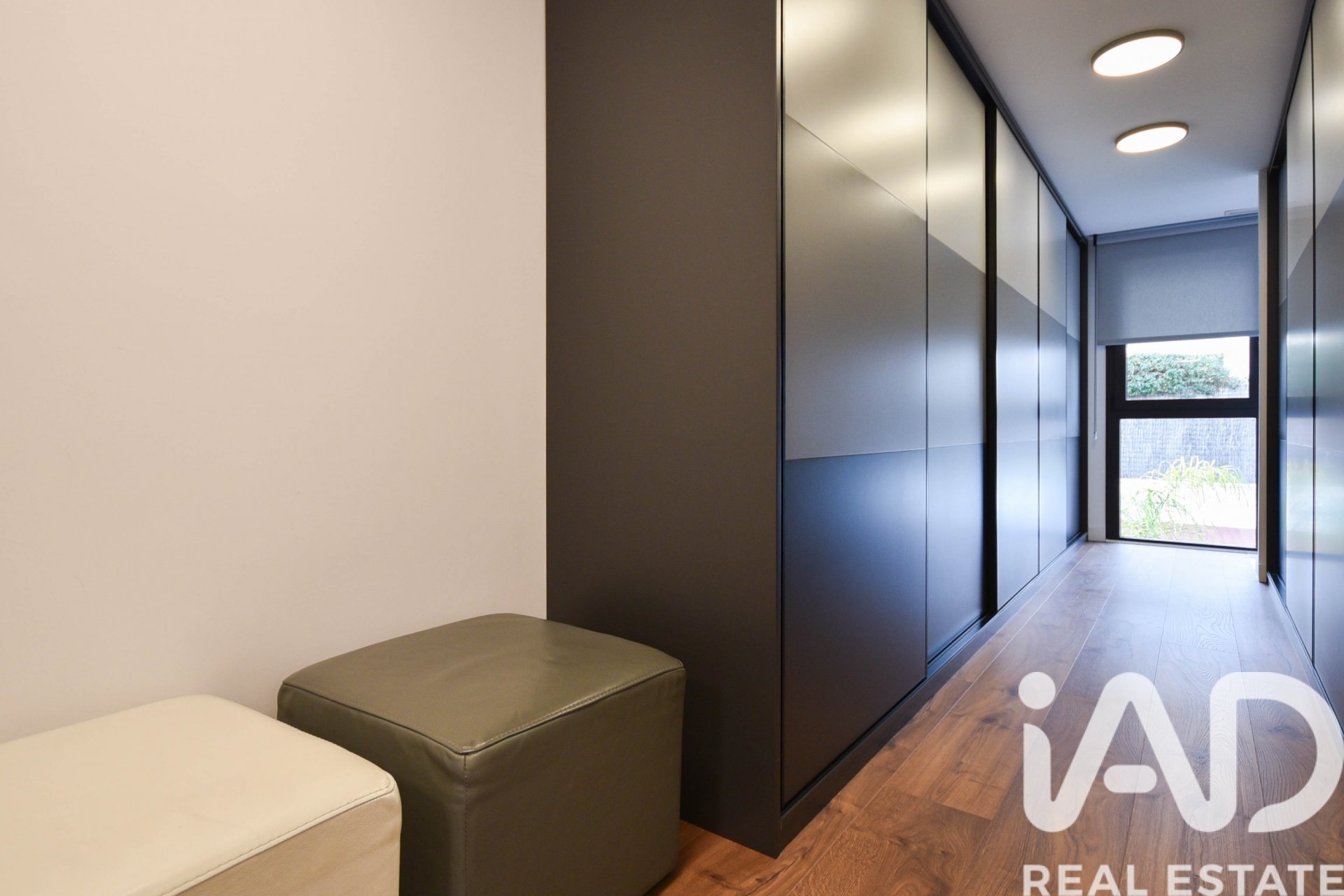 Villetta a schiera a Sant Pere de Ribes, Barcelona, Spagna 5 camere da letto, 371 mq. N° 152701