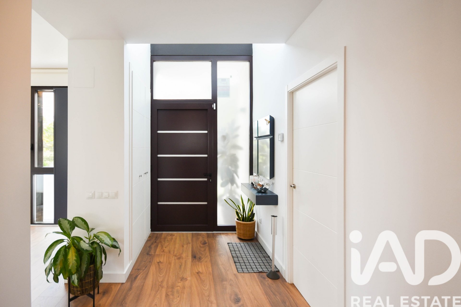 Villetta a schiera a Sant Pere de Ribes, Barcelona, Spagna 5 camere da letto, 371 mq. N° 152701