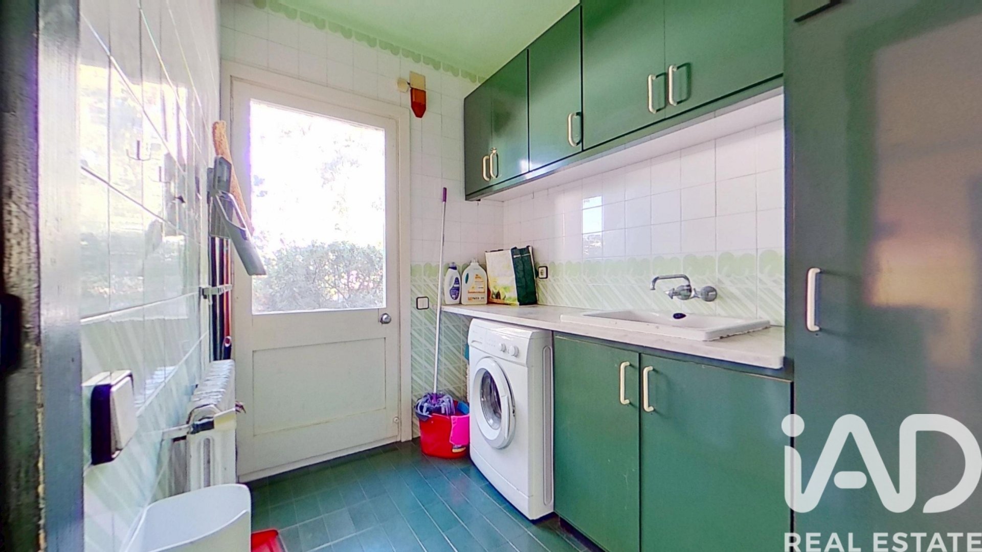 Hus i Tarragona, Spanien 9 sovrum, 429 kvm. Nr. 152407