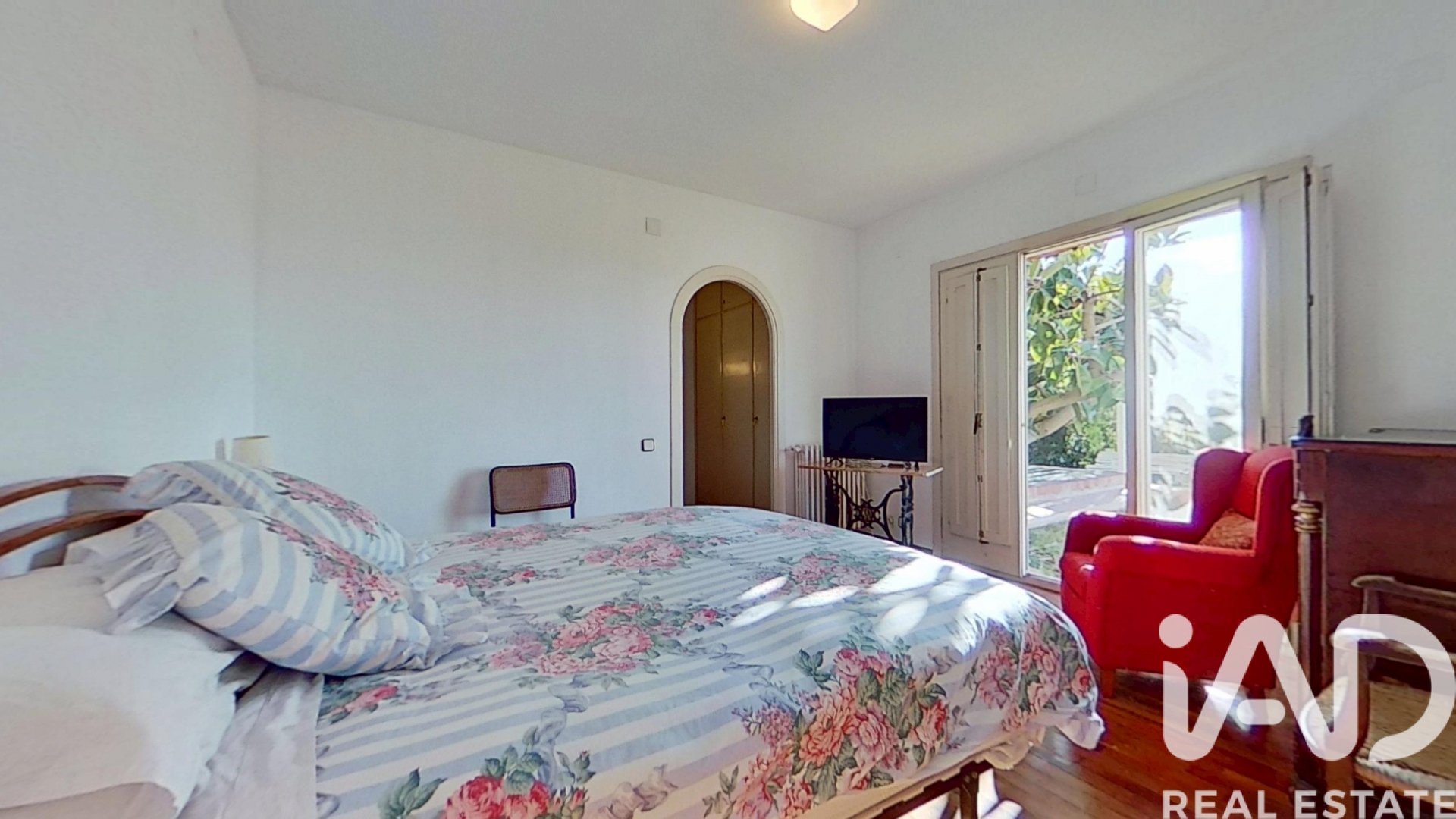Hus i Tarragona, Spanien 9 sovrum, 429 kvm. Nr. 152407