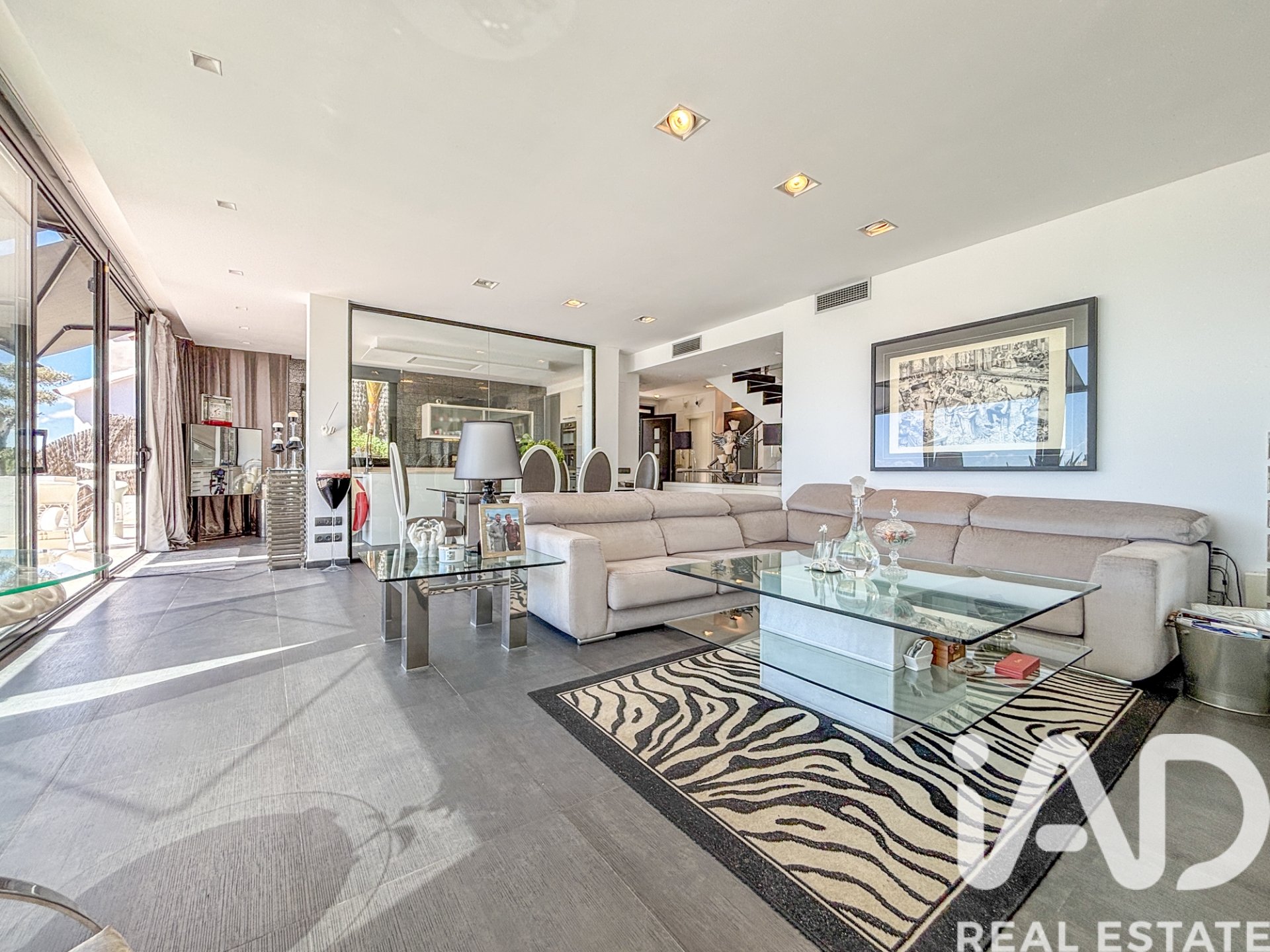 House à Sitges, Barcelona, Espagne 4 chambres, 326 m2 No. 152409