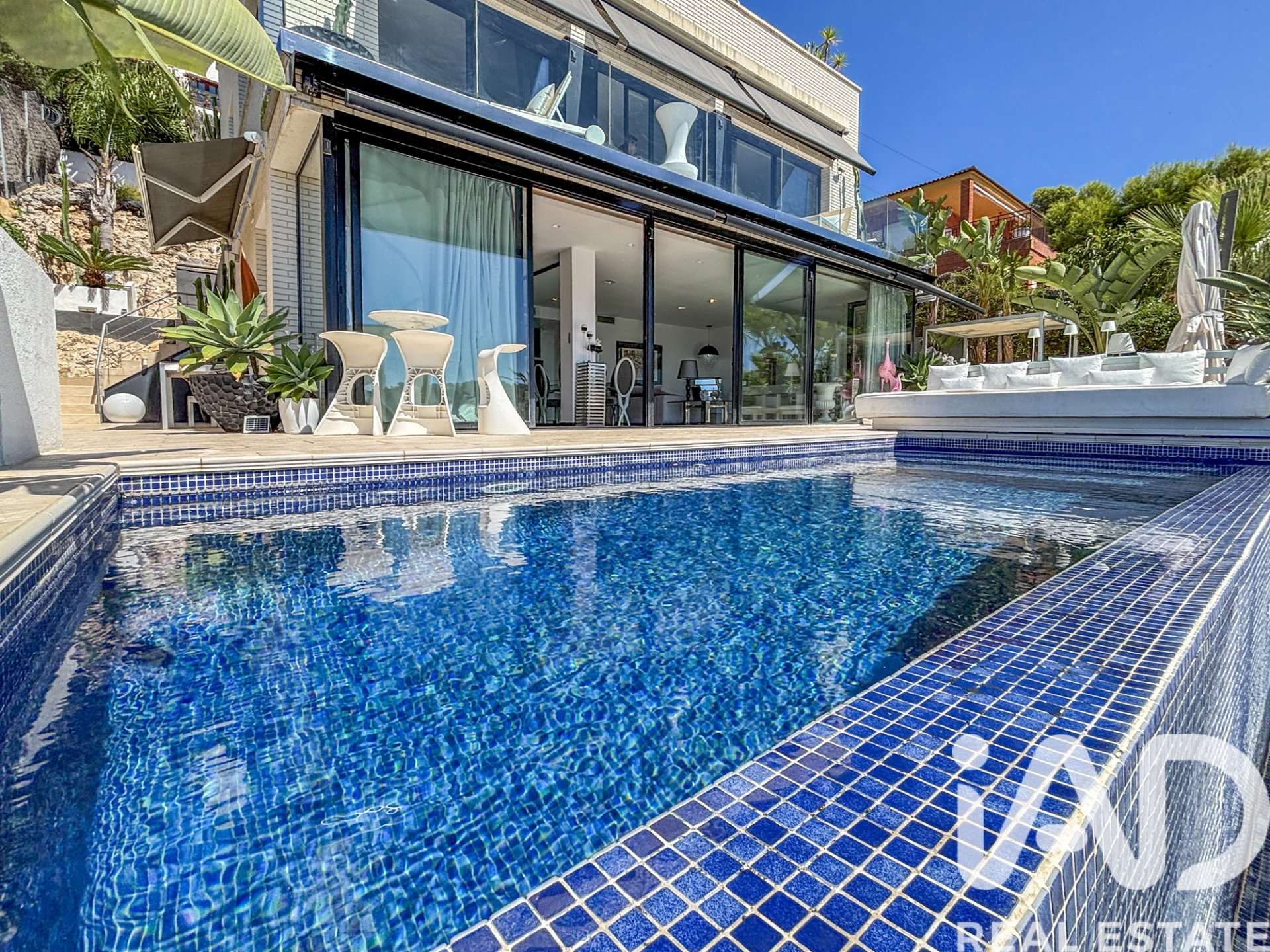 House à Sitges, Barcelona, Espagne 4 chambres, 326 m2 No. 152409