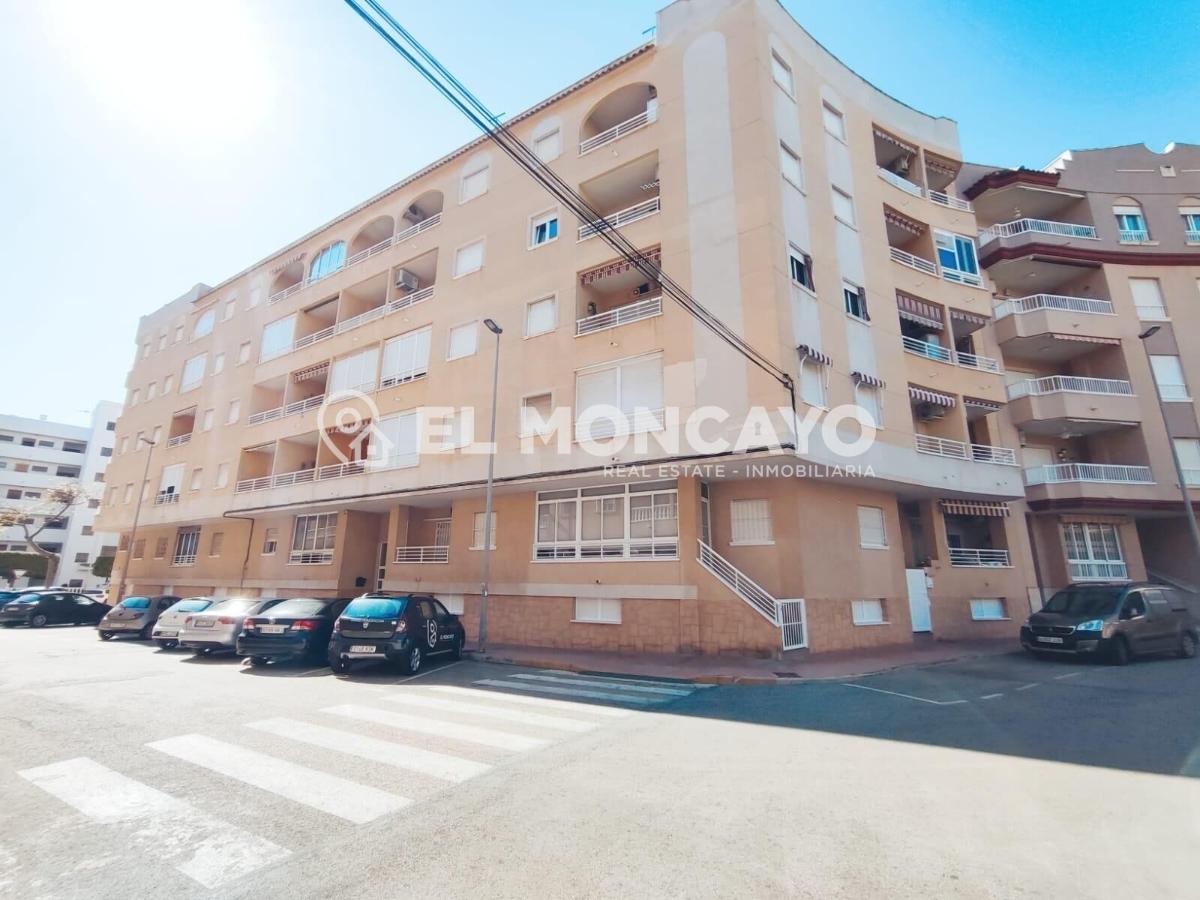 Apartment à Guardamar del Segura, Alicante, Espagne 2 chambres, 67 m2 No. 183775