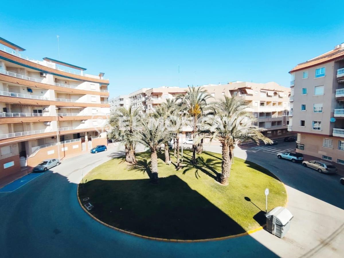 Apartment à Guardamar del Segura, Alicante, Espagne 2 chambres, 67 m2 No. 183775