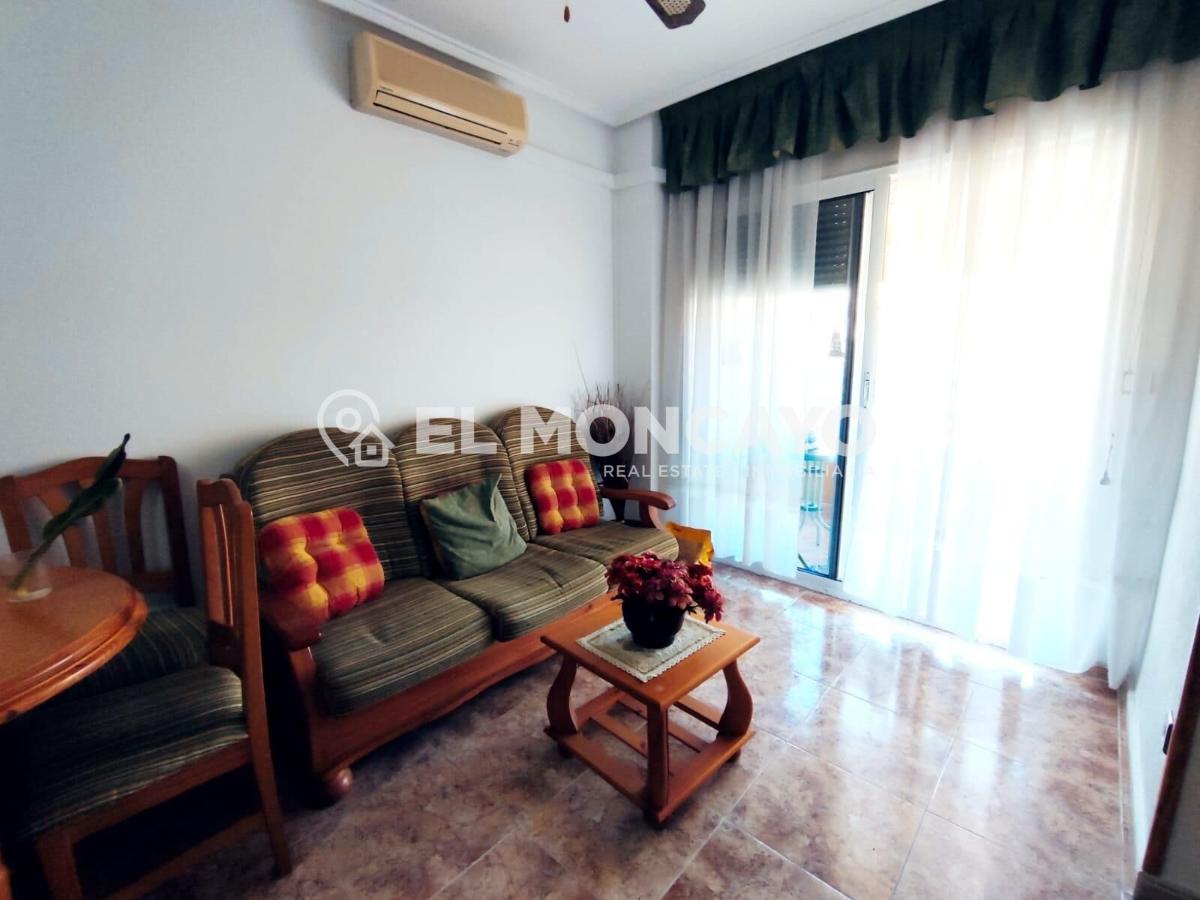 Apartment à Guardamar del Segura, Alicante, Espagne 2 chambres, 67 m2 No. 183775