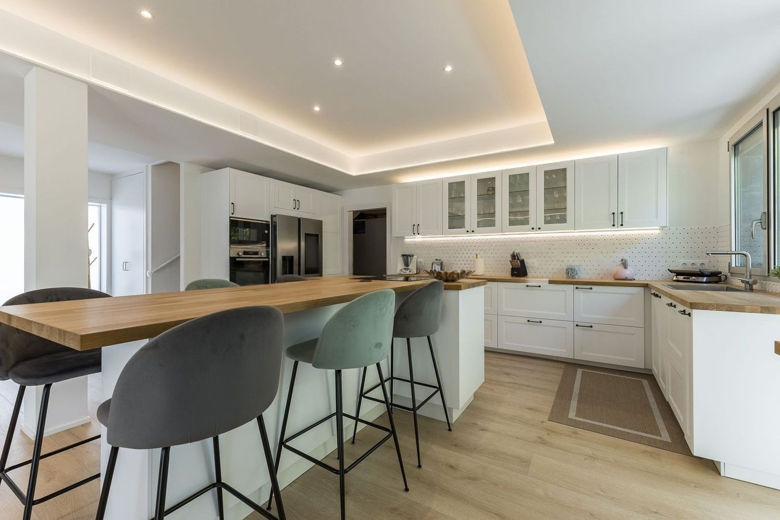 Māja Esplugues de Llobregat, Barcelona, Spānijā 5 istabas, 351 m2 Nr. 182595