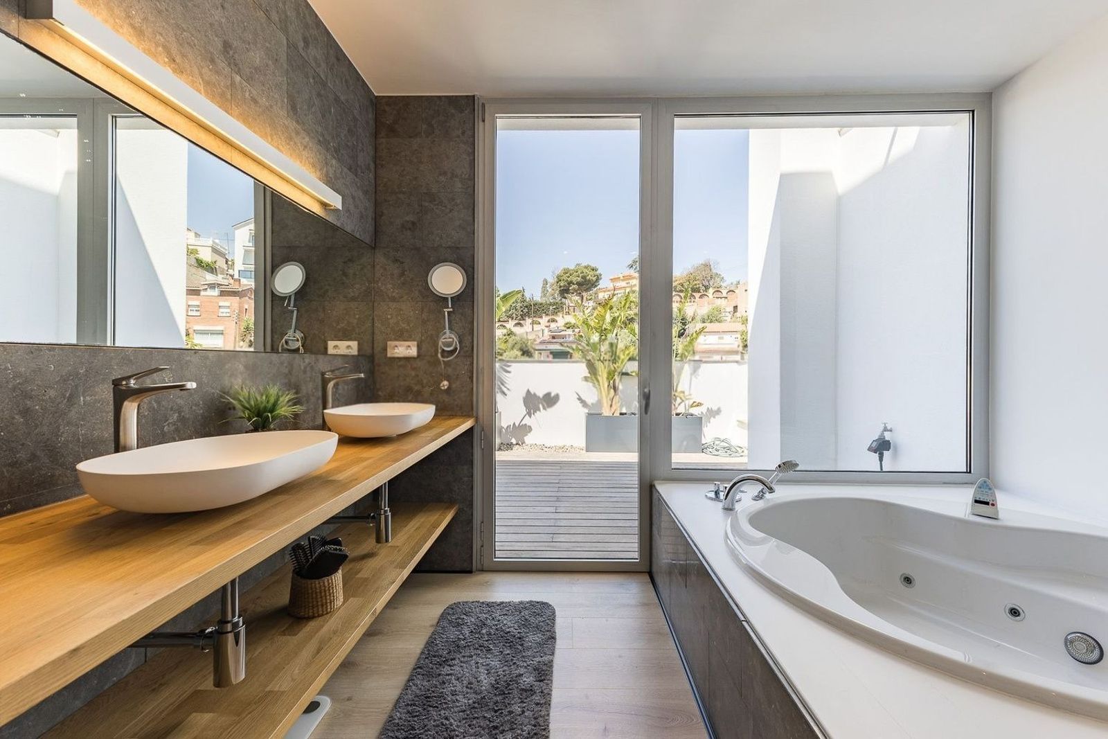 Māja Esplugues de Llobregat, Barcelona, Spānijā 5 istabas, 351 m2 Nr. 182595