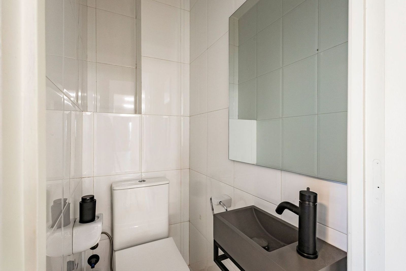 Māja Esplugues de Llobregat, Barcelona, Spānijā 7 istabas, 528 m2 Nr. 182593