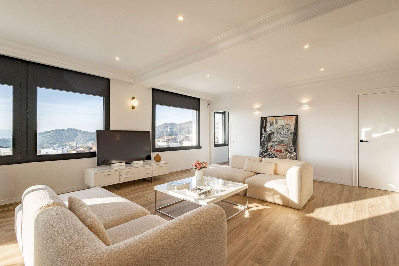 Māja Esplugues de Llobregat, Barcelona, Spānijā 7 istabas, 528 m2 Nr. 182593