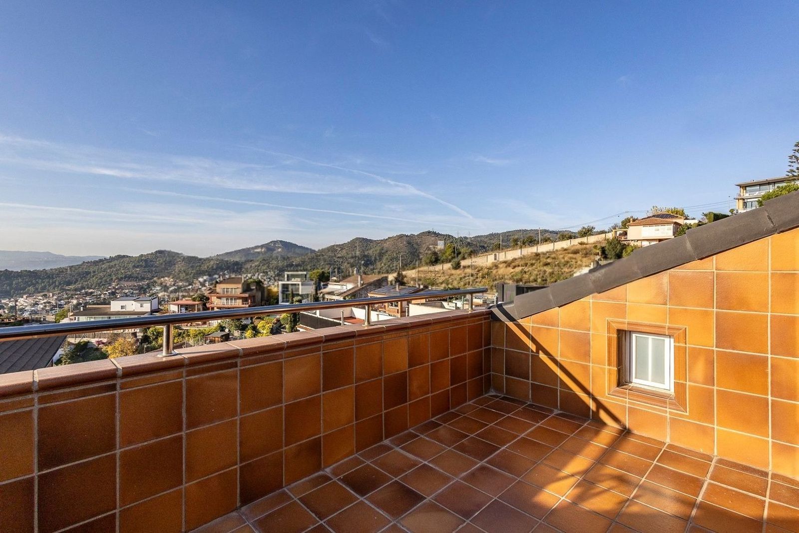 Māja Esplugues de Llobregat, Barcelona, Spānijā 7 istabas, 528 m2 Nr. 182593
