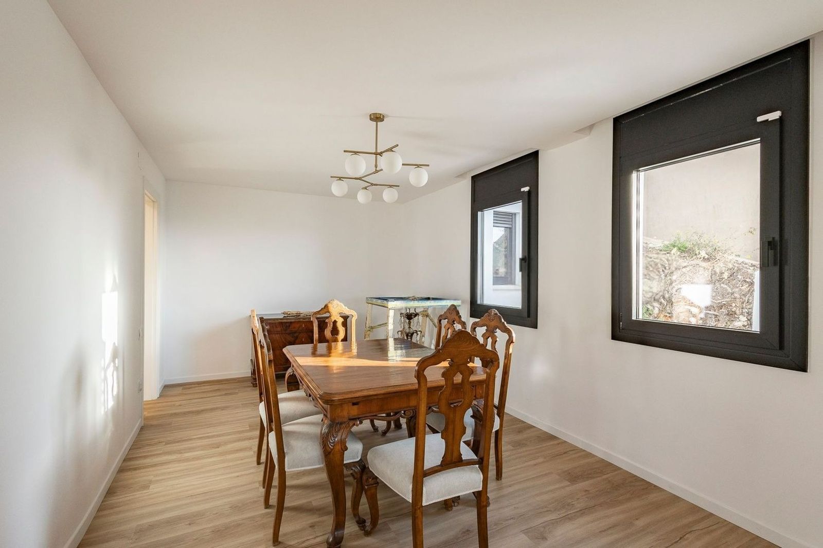 Māja Esplugues de Llobregat, Barcelona, Spānijā 7 istabas, 528 m2 Nr. 182593