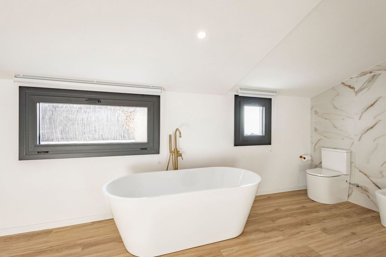 Māja Esplugues de Llobregat, Barcelona, Spānijā 7 istabas, 528 m2 Nr. 182593