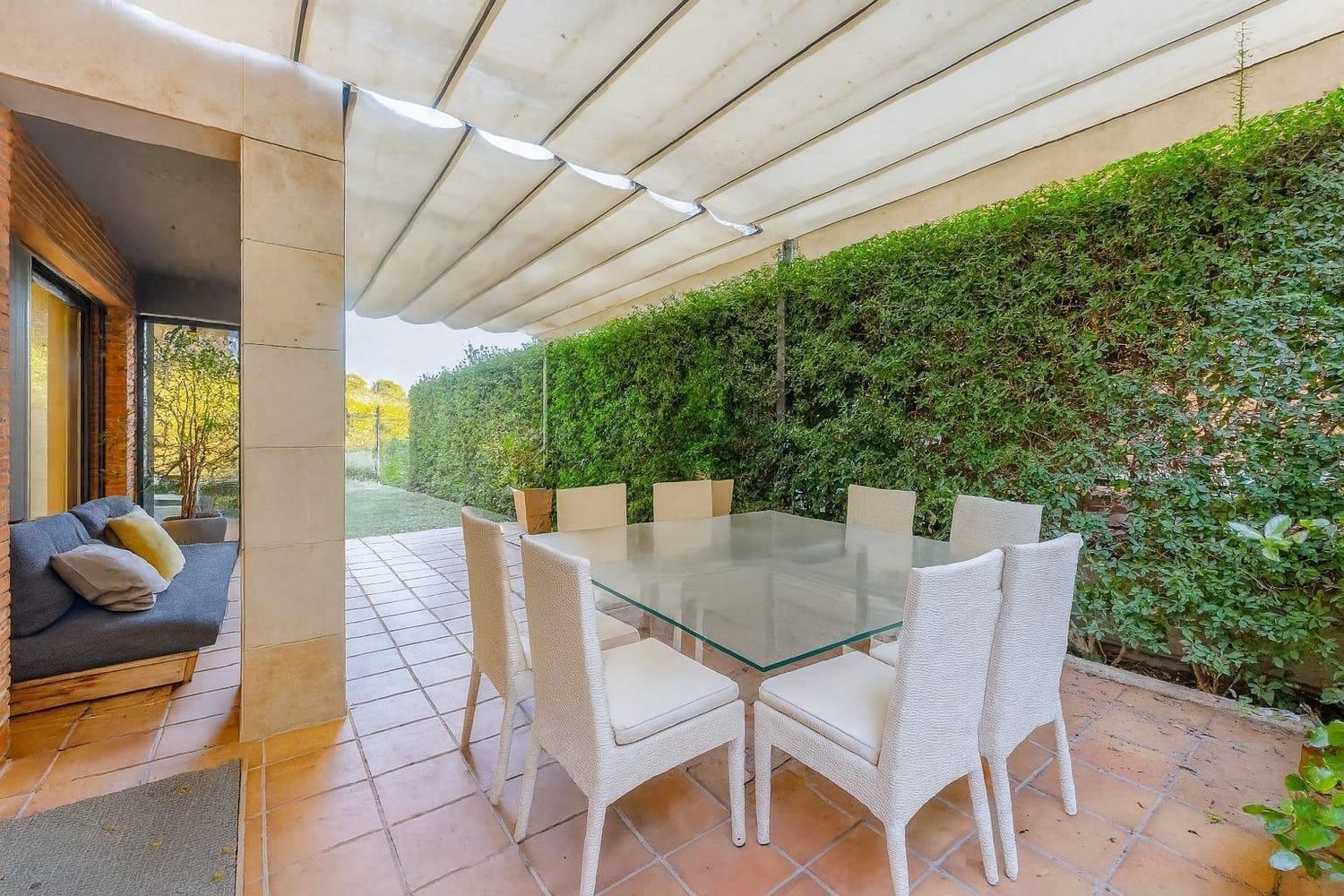 Māja Esplugues de Llobregat, Barcelona, Spānijā 5 istabas, 492 m2 Nr. 182594