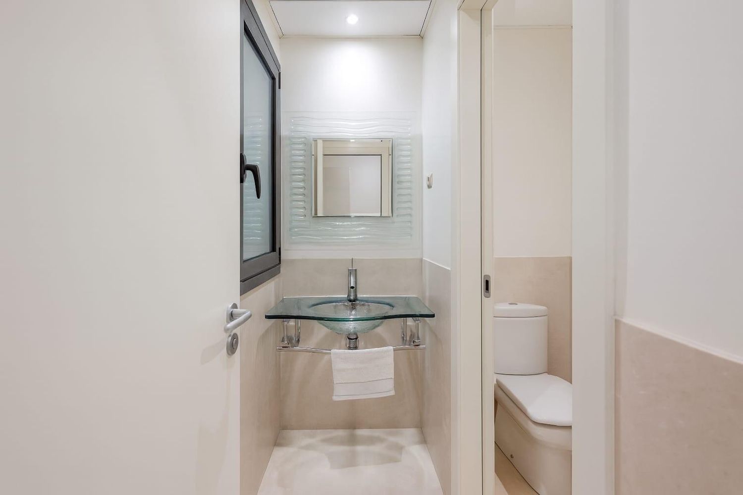 Māja Esplugues de Llobregat, Barcelona, Spānijā 5 istabas, 492 m2 Nr. 182594