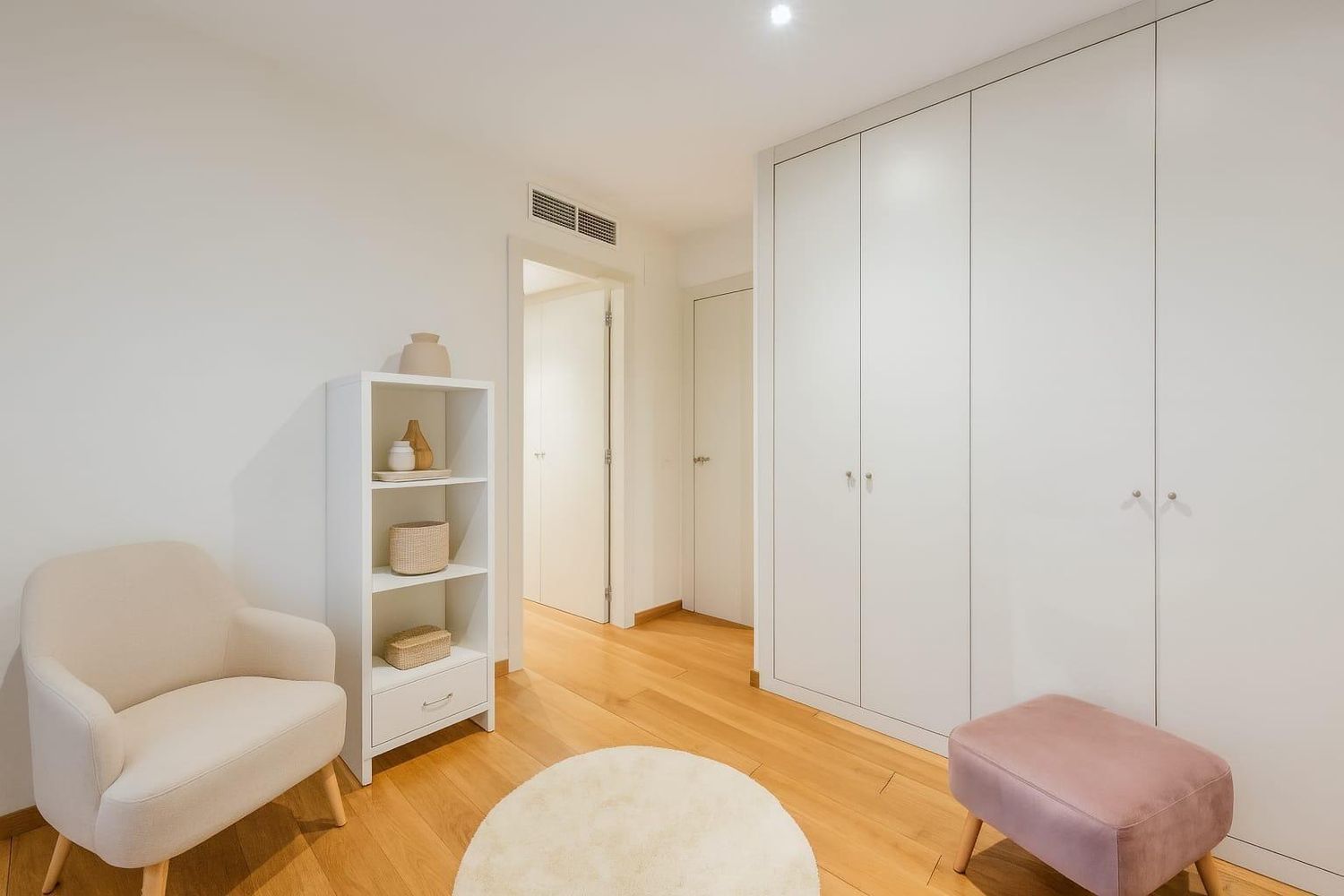 Māja Esplugues de Llobregat, Barcelona, Spānijā 5 istabas, 492 m2 Nr. 182594