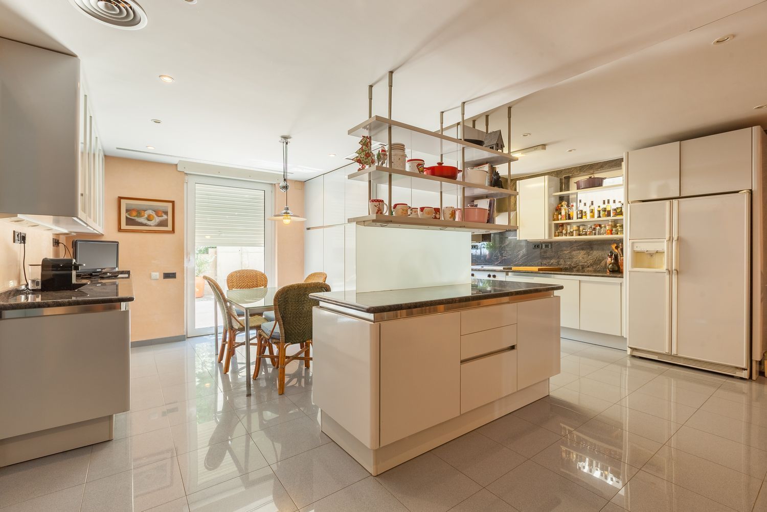 Māja Esplugues de Llobregat, Barcelona, Spānijā 7 istabas, 960 m2 Nr. 182597