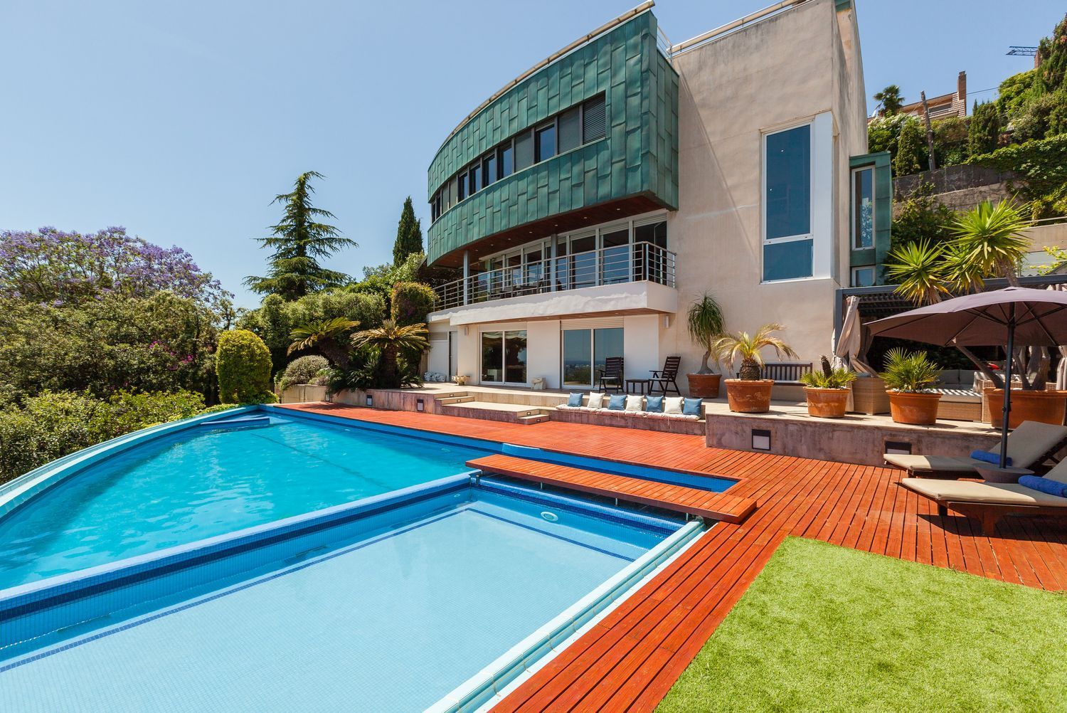 Māja Esplugues de Llobregat, Barcelona, Spānijā 7 istabas, 960 m2 Nr. 182597