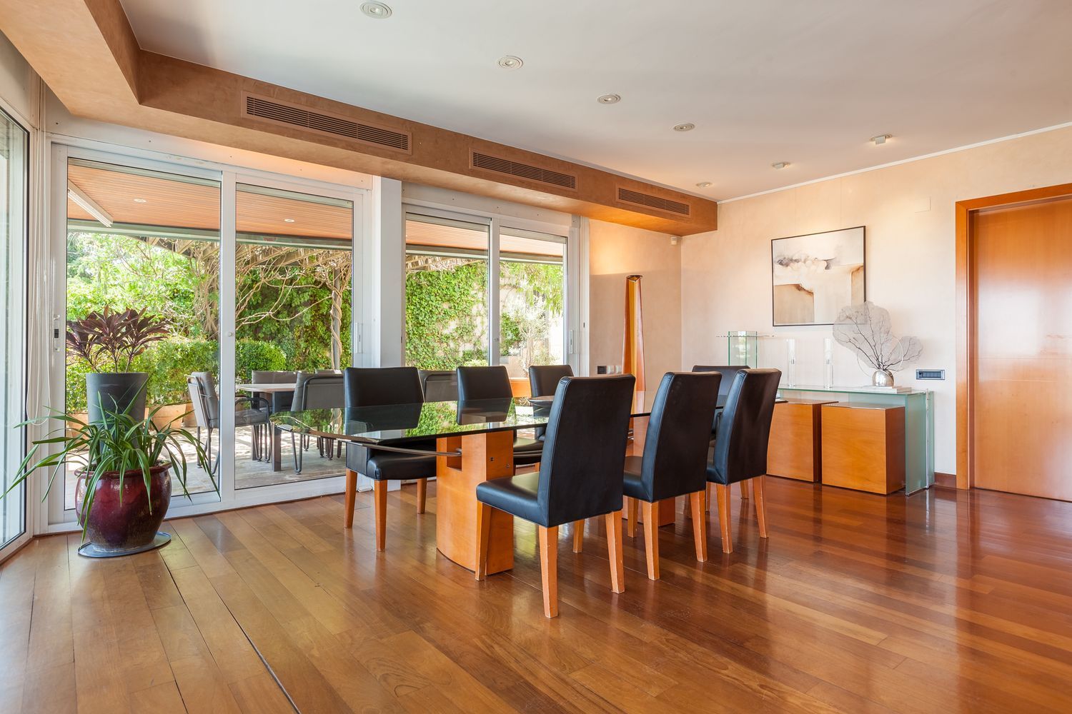 Māja Esplugues de Llobregat, Barcelona, Spānijā 7 istabas, 960 m2 Nr. 182597