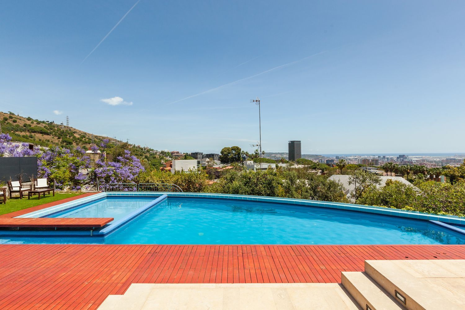 Māja Esplugues de Llobregat, Barcelona, Spānijā 7 istabas, 960 m2 Nr. 182597