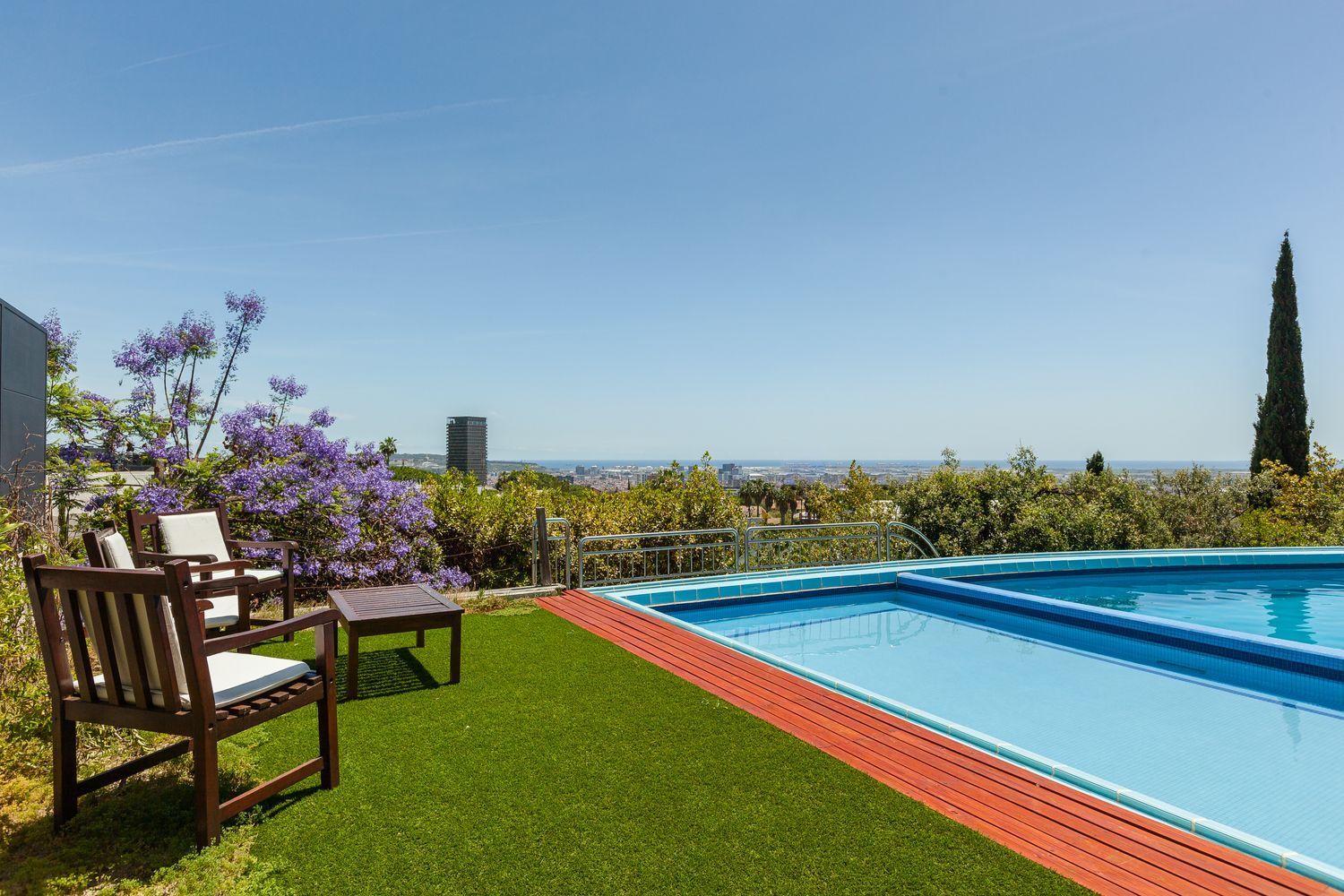 Māja Esplugues de Llobregat, Barcelona, Spānijā 7 istabas, 960 m2 Nr. 182597