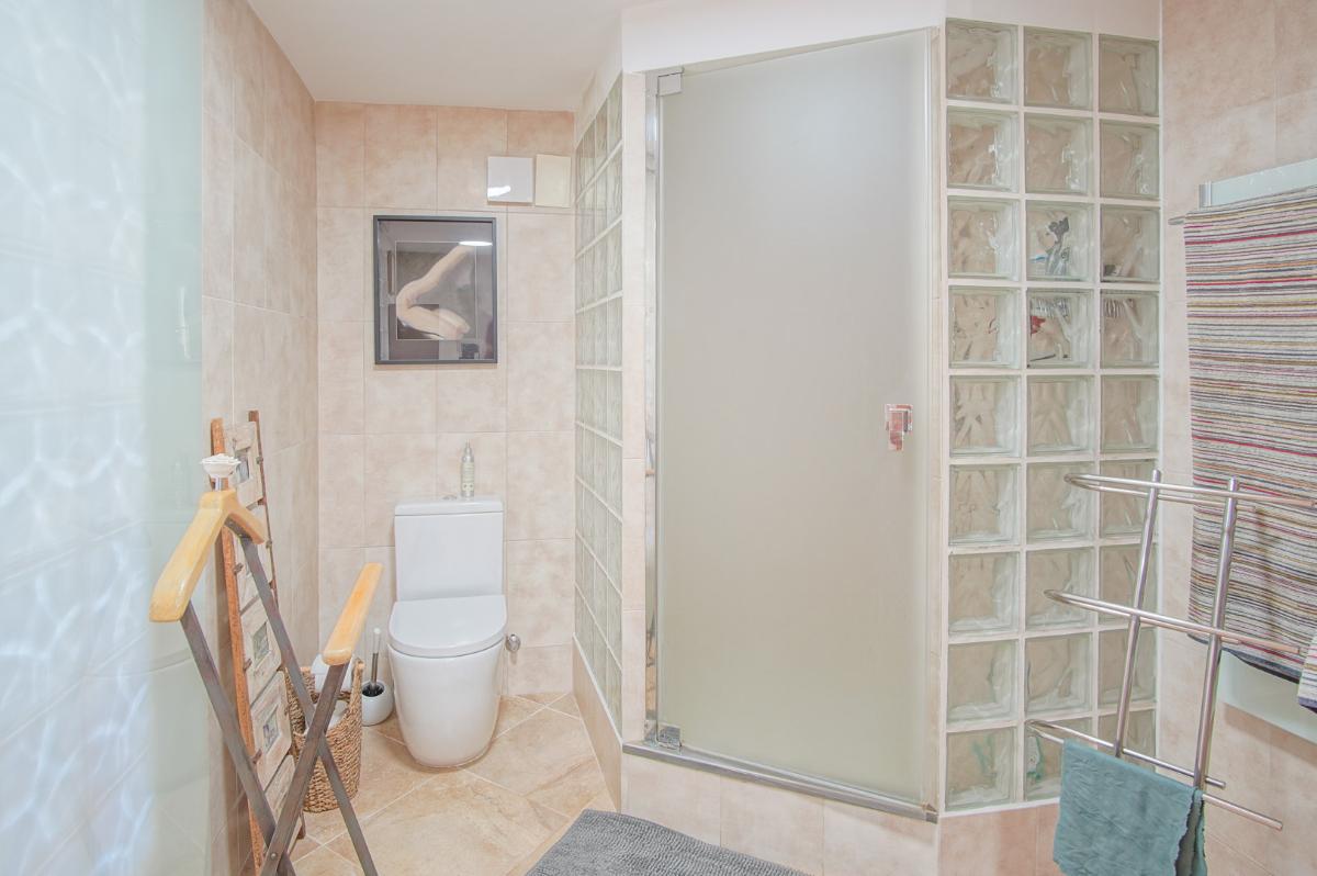 Villa a Pego, Alicante, Spagna 5 camere da letto, 400 mq. N° 149161