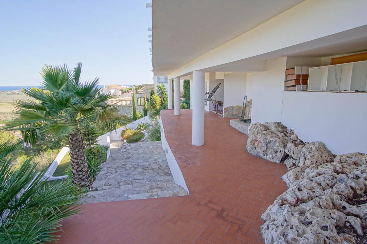 Villa a Pego, Alicante, Spagna 5 camere da letto, 400 mq. N° 149161