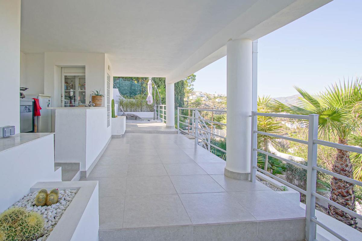Villa a Pego, Alicante, Spagna 5 camere da letto, 400 mq. N° 149161
