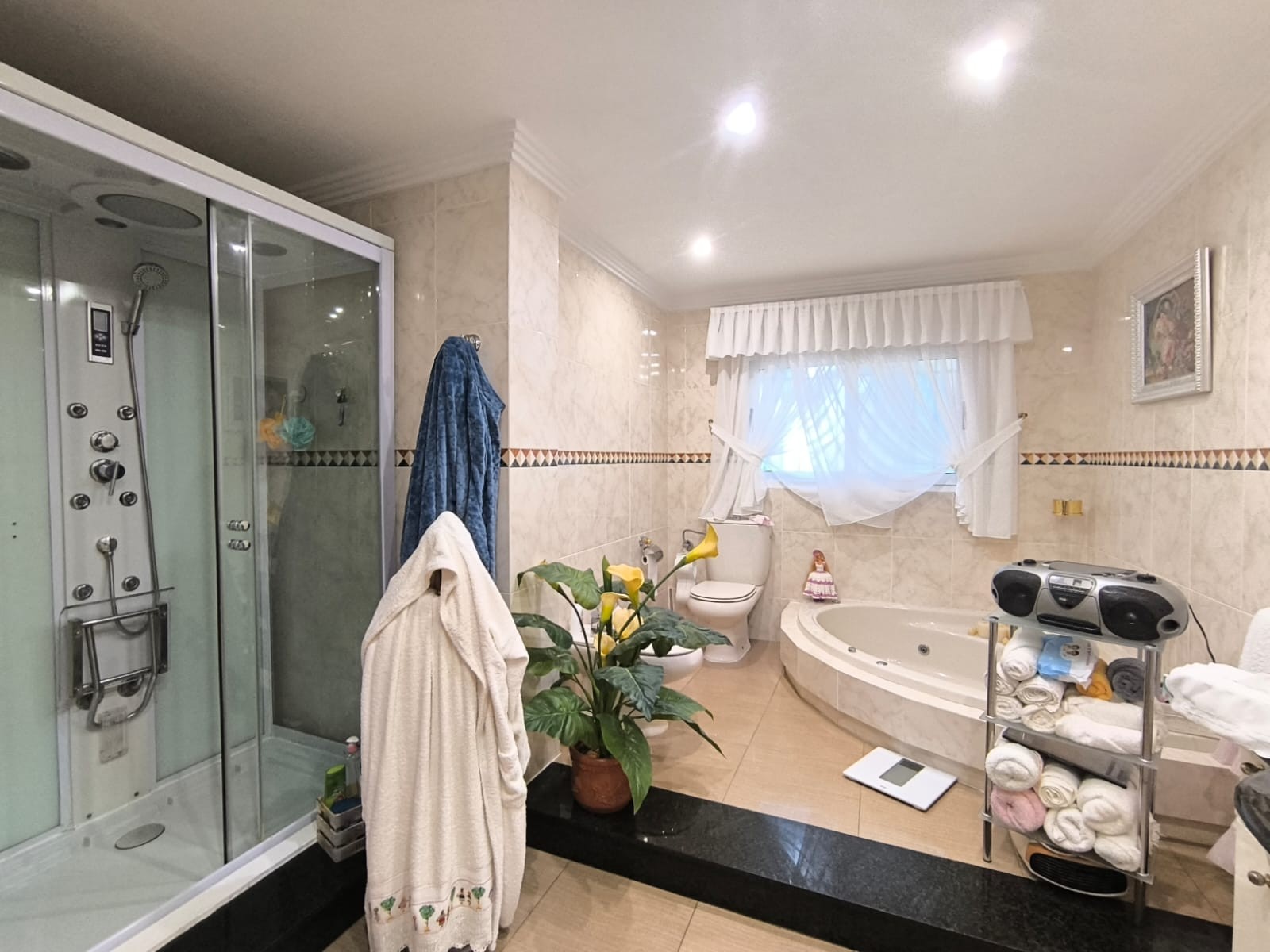 Villa i Sax, Alicante, Spanien 4 sovrum, 164 kvm. Nr. 152072