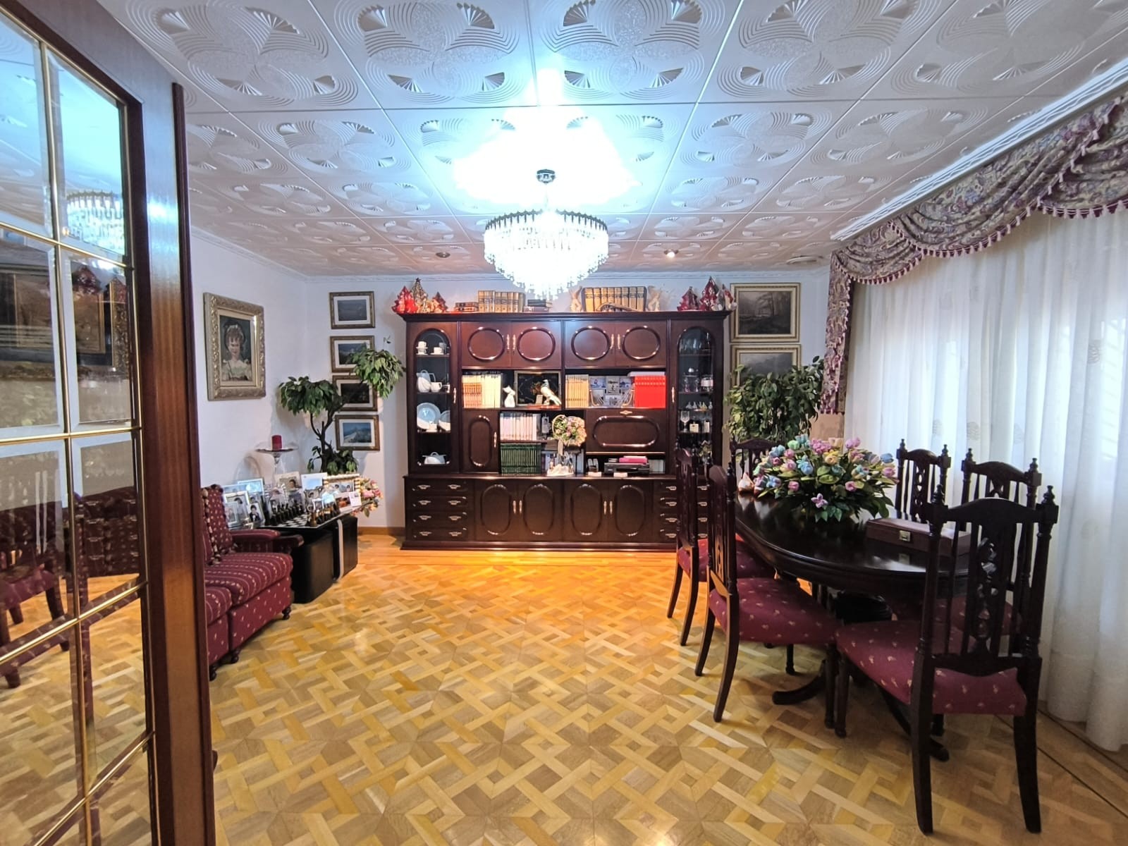 Villa i Sax, Alicante, Spanien 4 sovrum, 164 kvm. Nr. 152072