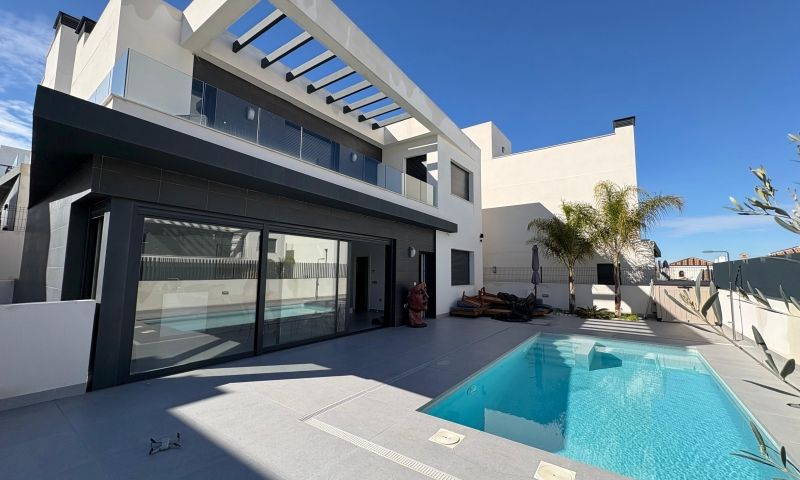 Villa a Algorfa, Alicante, Spagna 3 camere da letto,  N° 152075