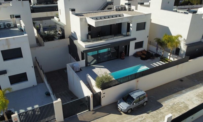 Villa a Algorfa, Alicante, Spagna 3 camere da letto,  N° 152075