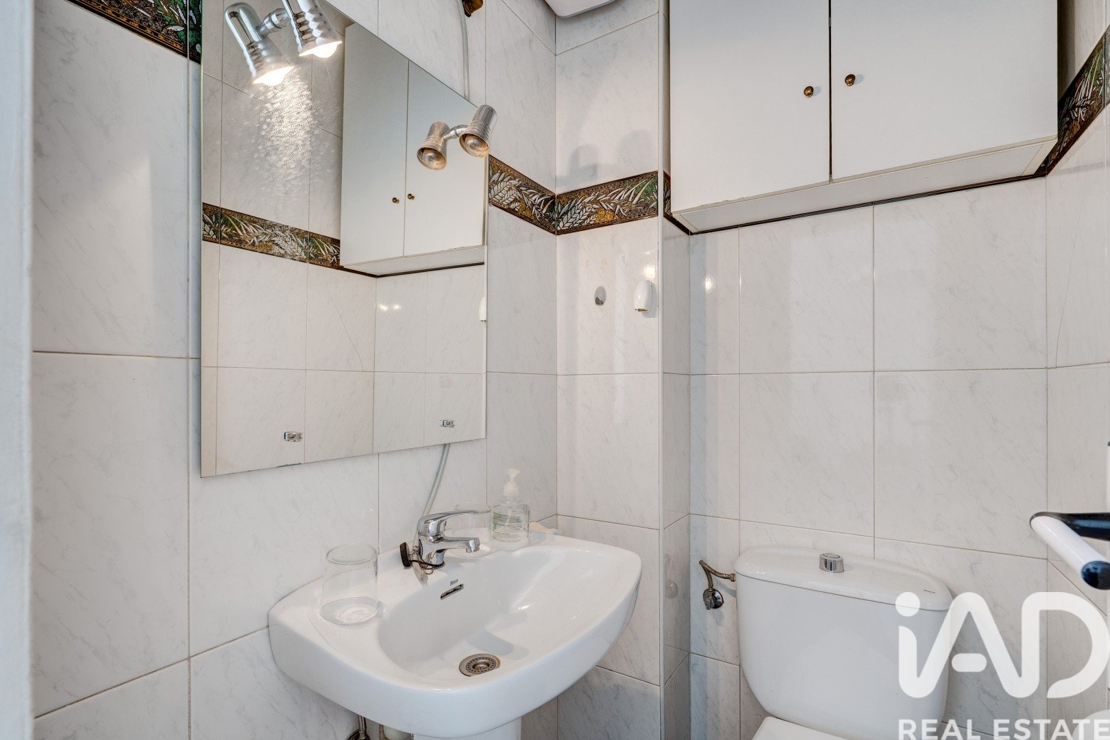 Commercial property à Hondarribia, Gipuzkoa, Espagne 1 chambre, 27 m2 No. 187808
