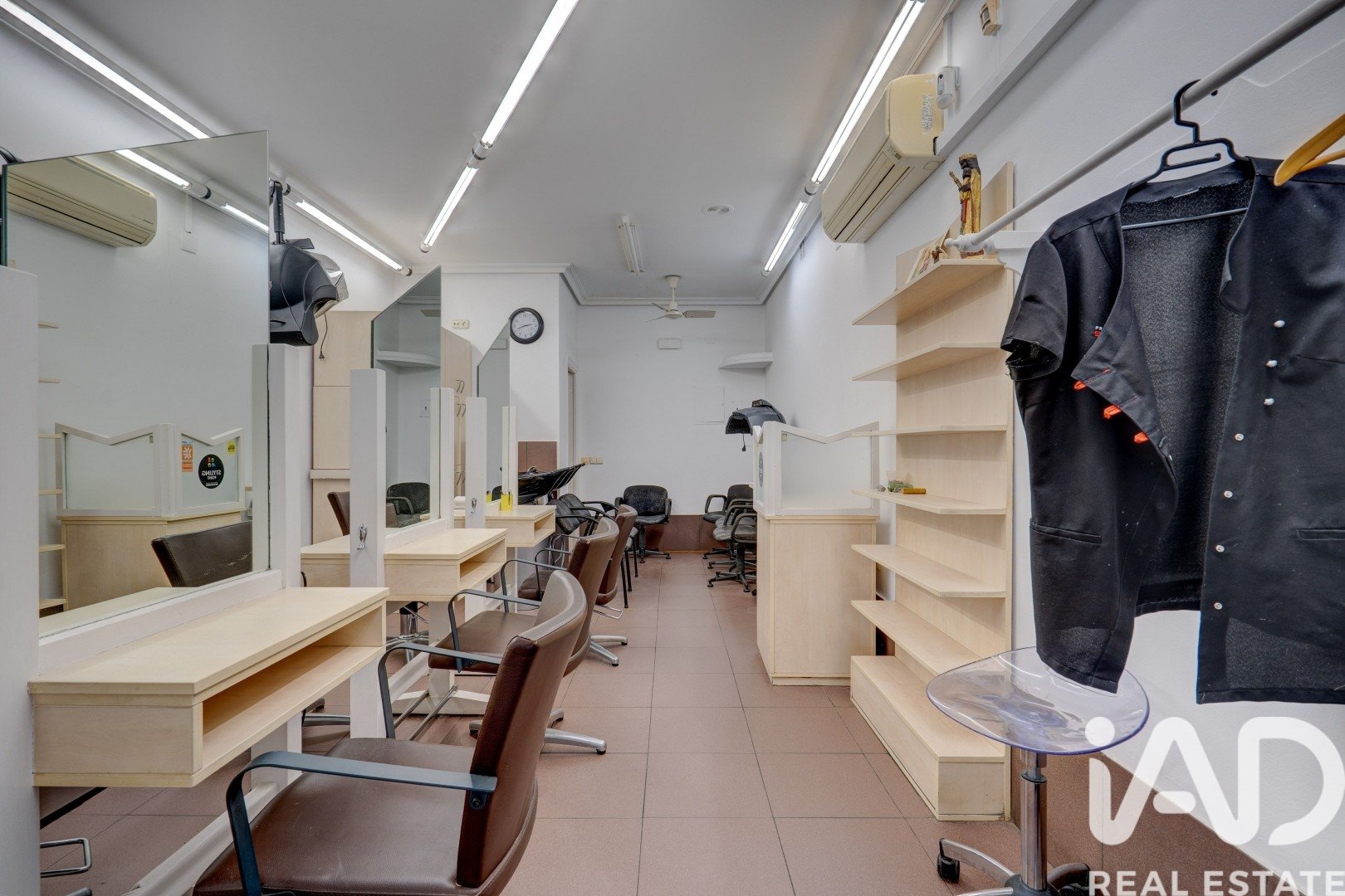 Commercial property à Hondarribia, Gipuzkoa, Espagne 1 chambre, 27 m2 No. 187808
