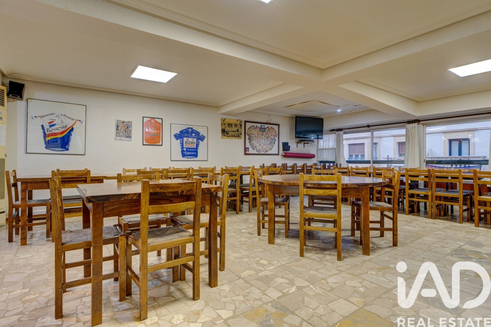 Commercial property à Eibar, Gipuzkoa, Espagne 1 chambre, 120 m2 No. 187807
