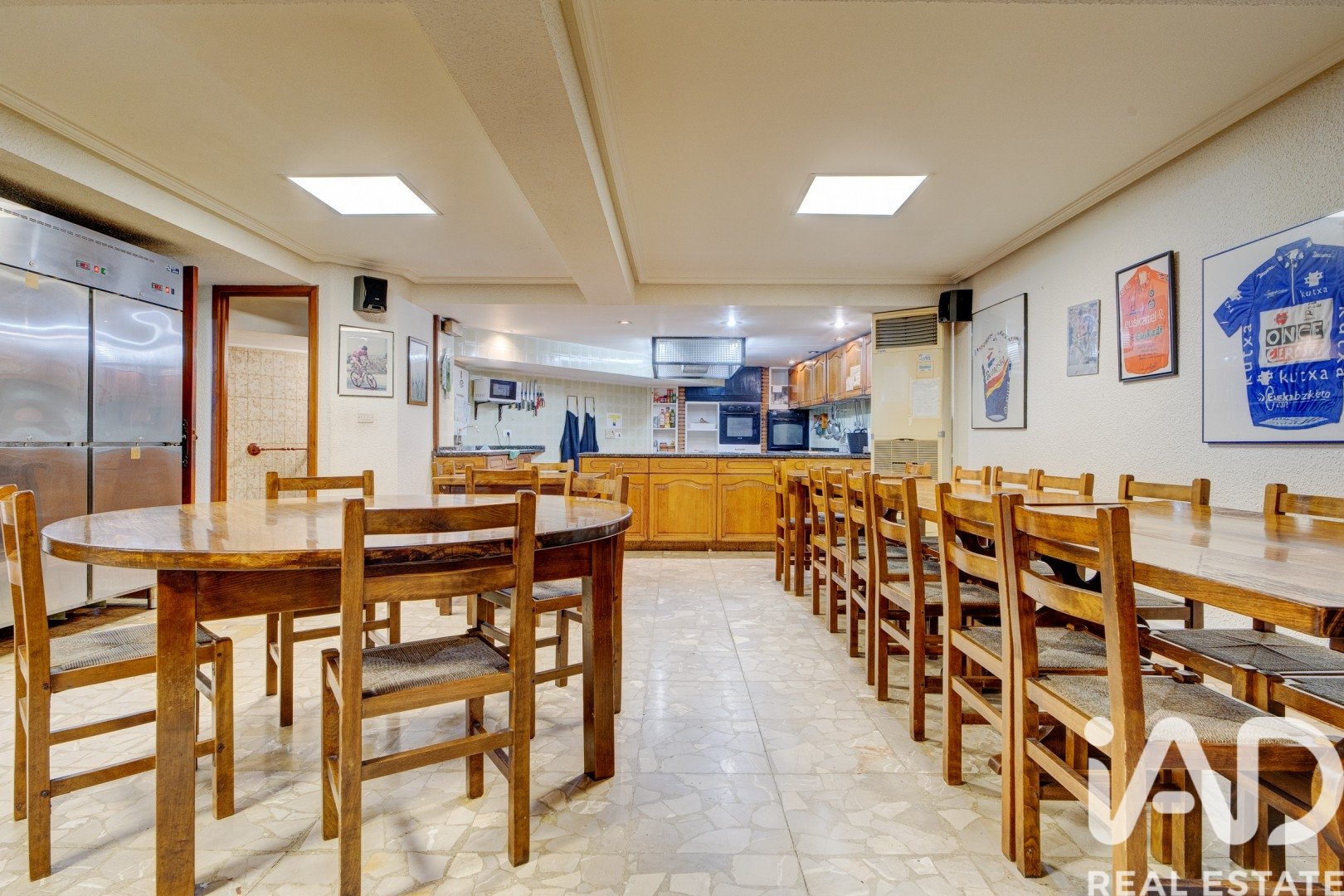 Commercial property à Eibar, Gipuzkoa, Espagne 1 chambre, 120 m2 No. 187807