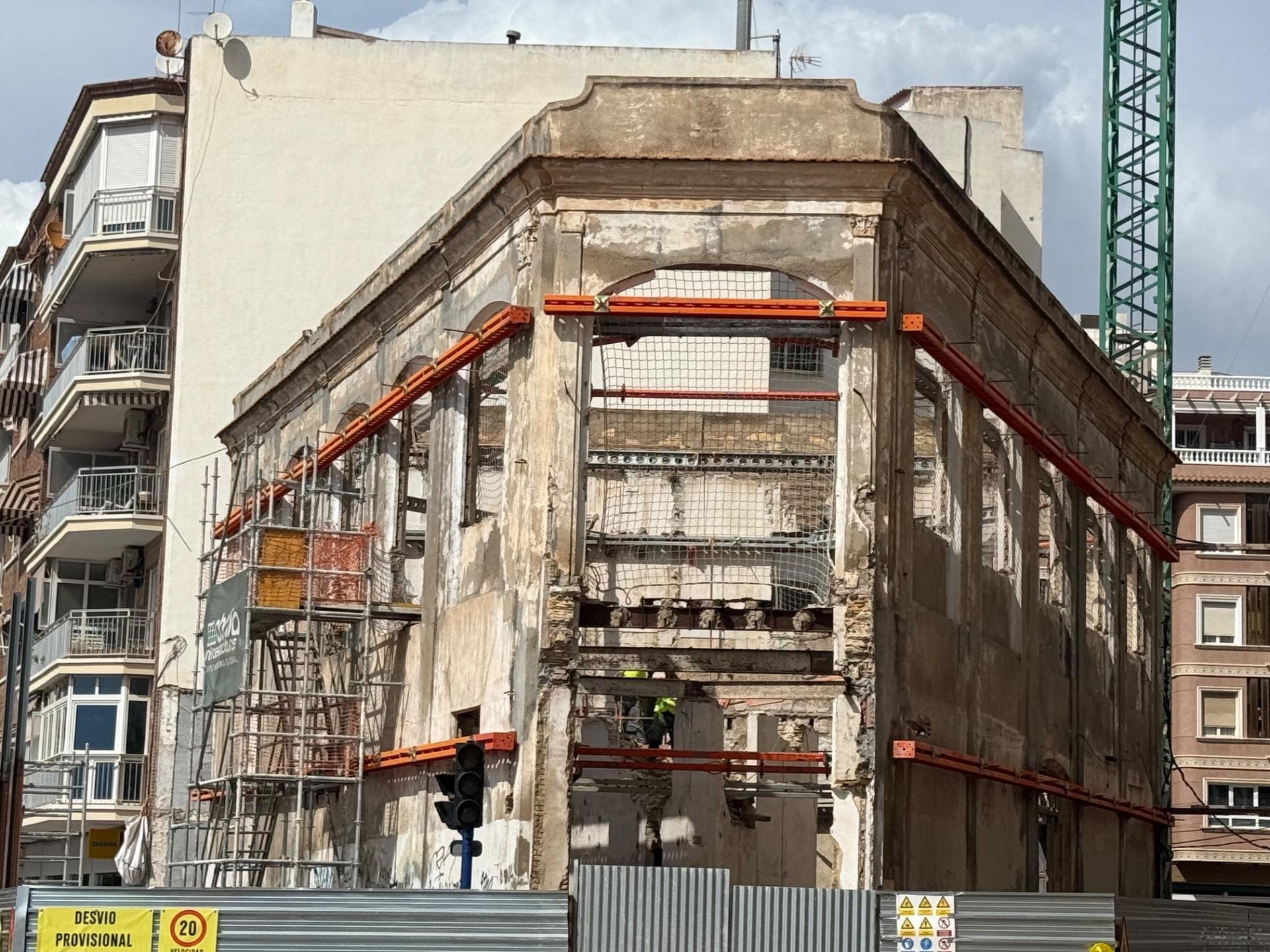 Office à Torrevieja, Alicante, Espagne 50 m2 No. 165924