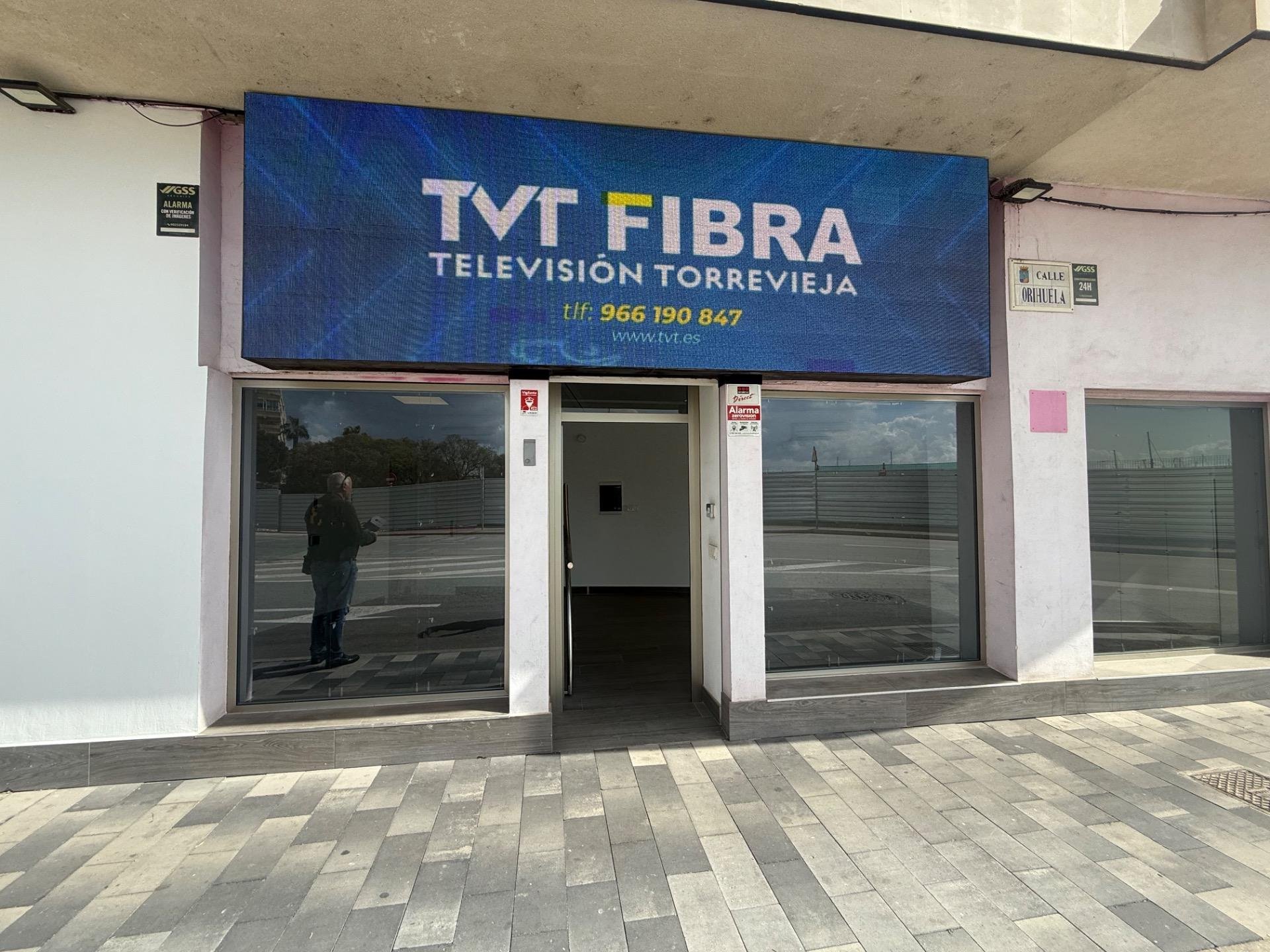 Office à Torrevieja, Alicante, Espagne 50 m2 No. 165924
