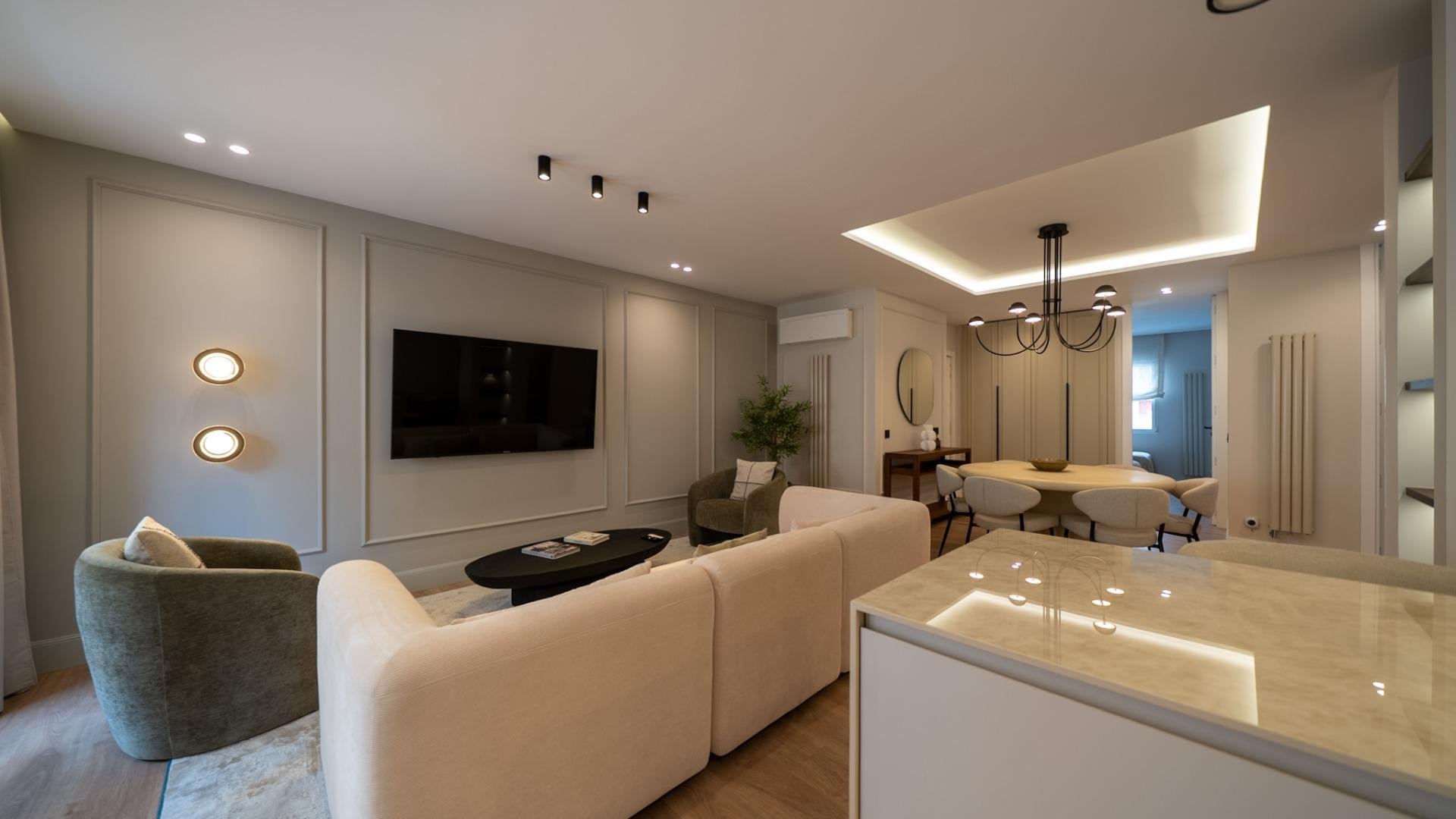 Apartment in Madrid, Spain 3 bedrooms, 120 sq.m. No. 165923