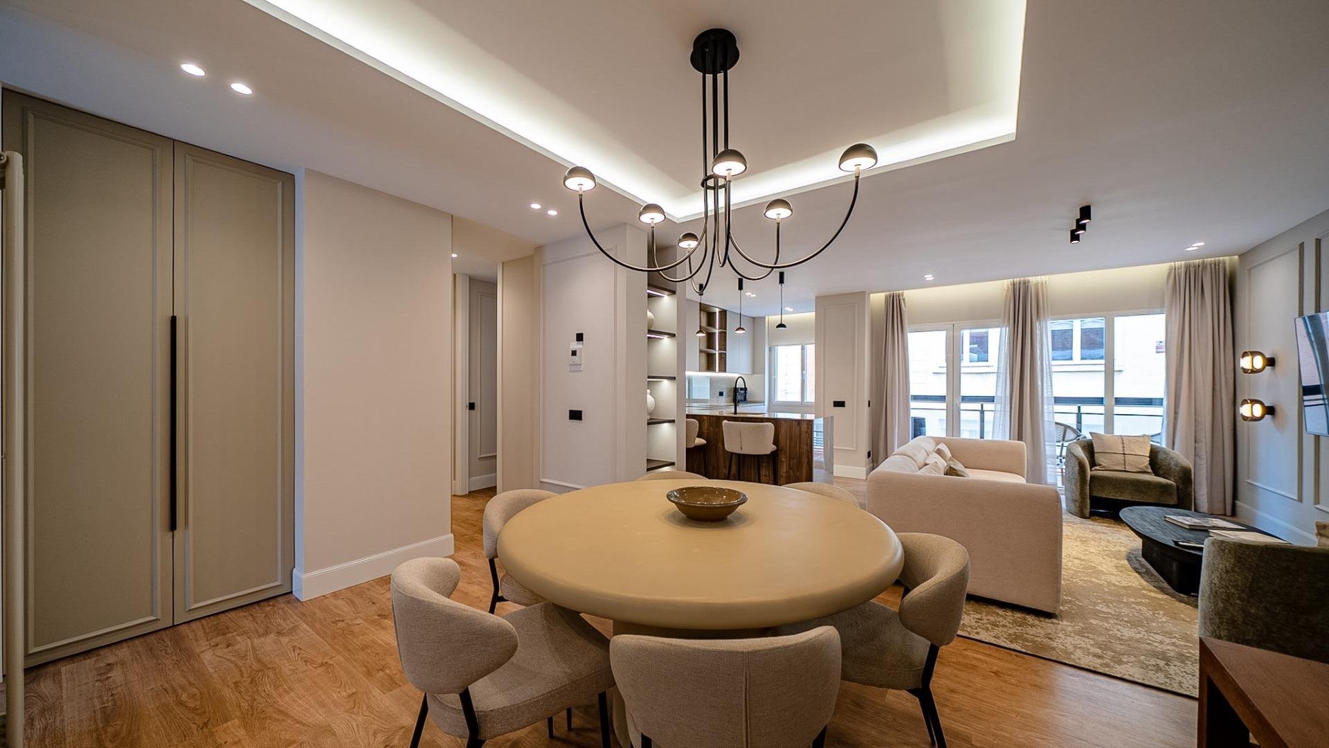 Apartment in Madrid, Spain 3 bedrooms, 120 sq.m. No. 165923
