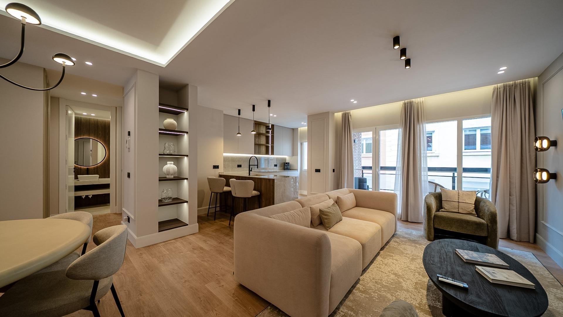 Apartment in Madrid, Spain 3 bedrooms, 120 sq.m. No. 165923